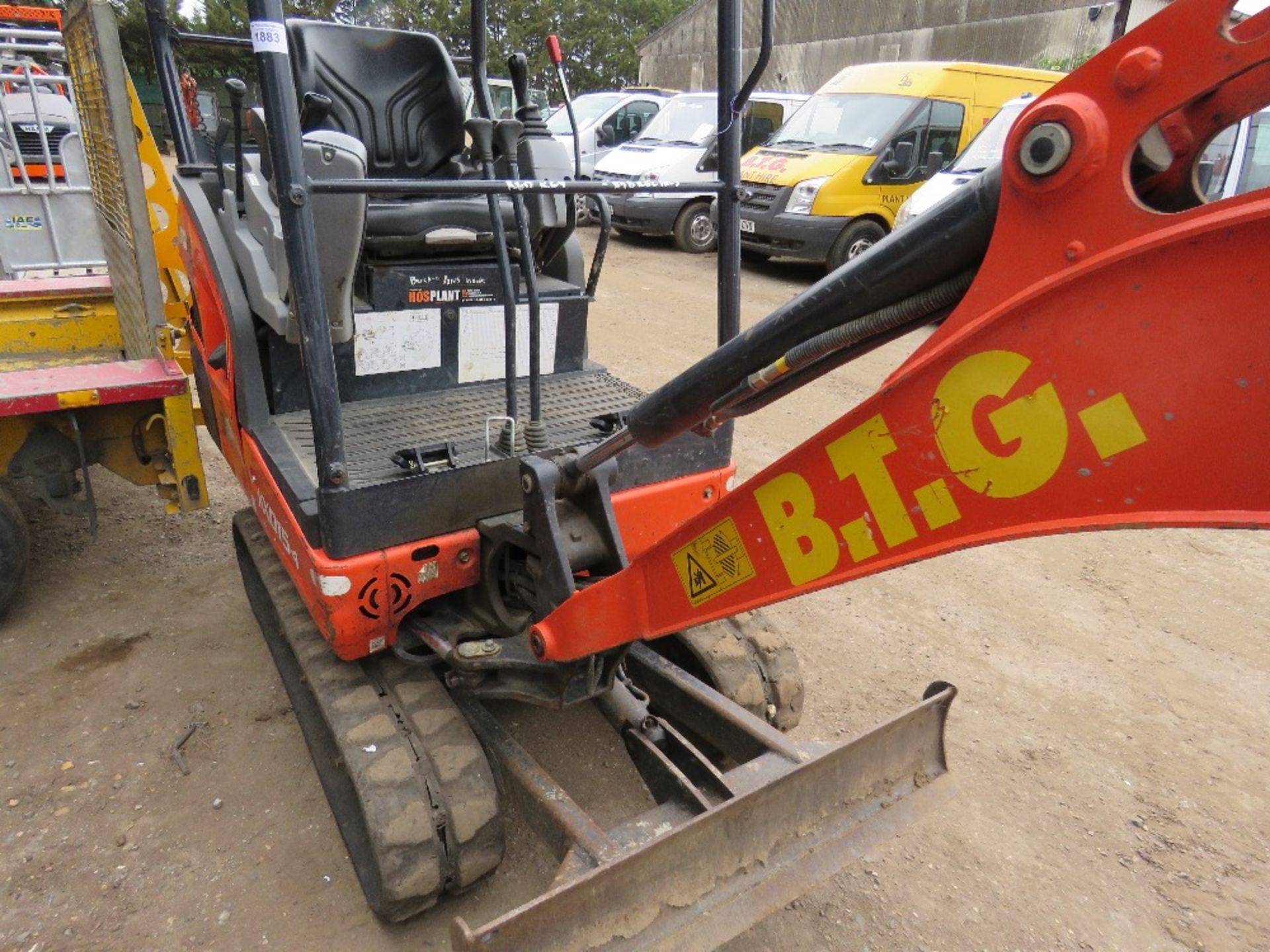 Kubota KX015 1.5tonne mini digger with set of 3NO. buckets, yr2016. PN:ME637 Sourced from company - Image 4 of 8