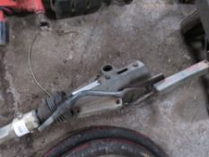 TRAILER HITCH ASSEMBLY