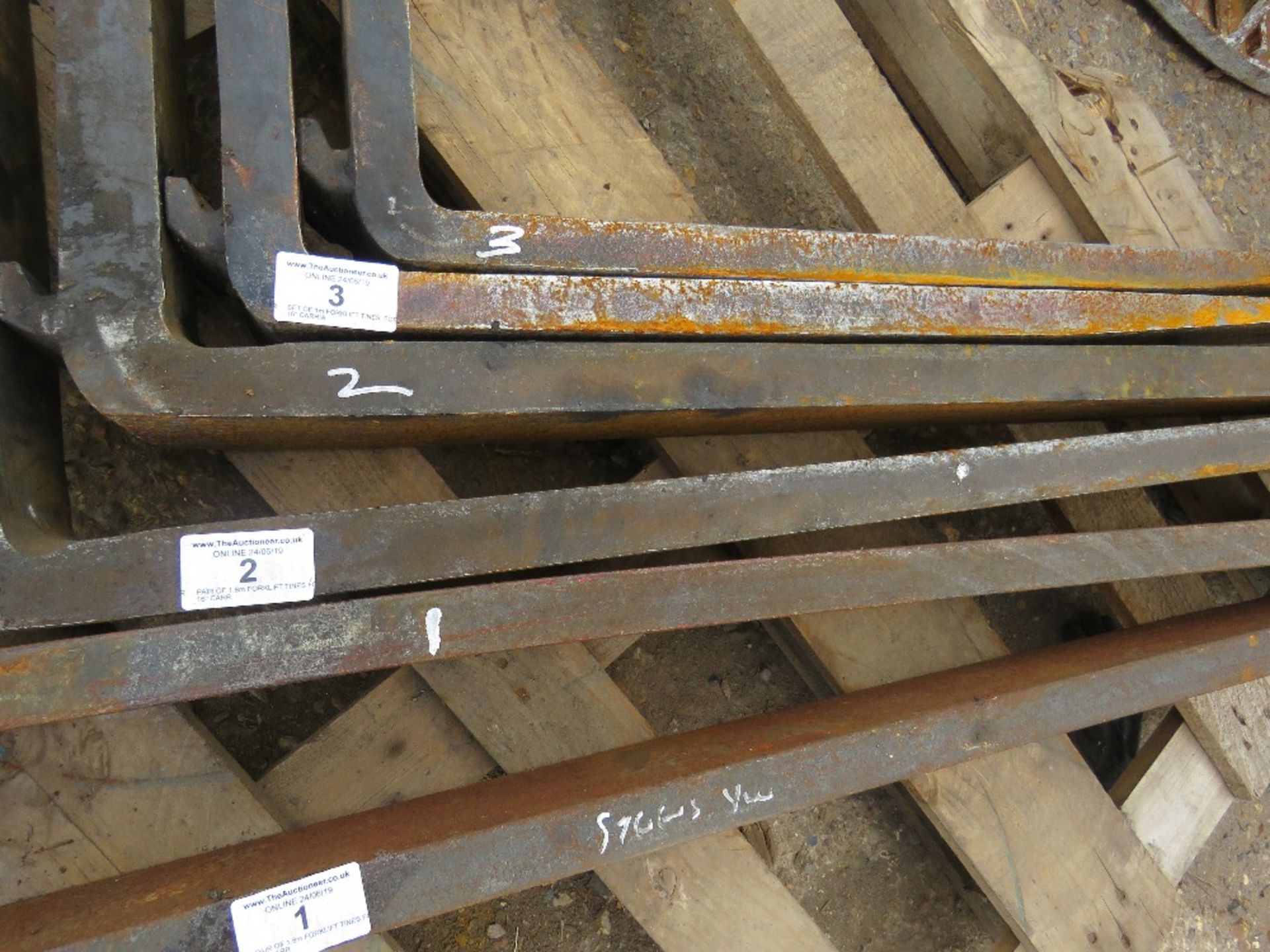 PAIR OF 1.8m FORKLIFT TINES FOR 16" CARRIAGE, UNTESTED - Image 2 of 2