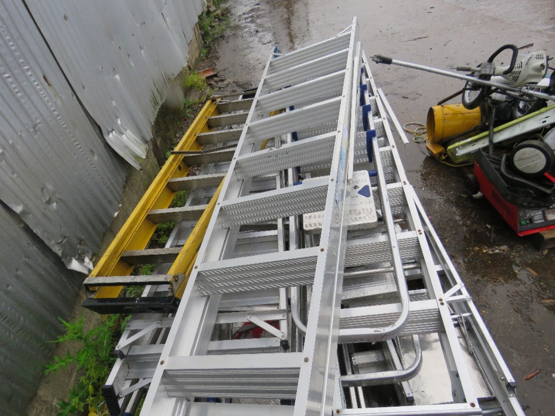 APPROX 12 X ASSORTED STEP LADDERS, MAINLY ALUMINIUM - Image 2 of 3