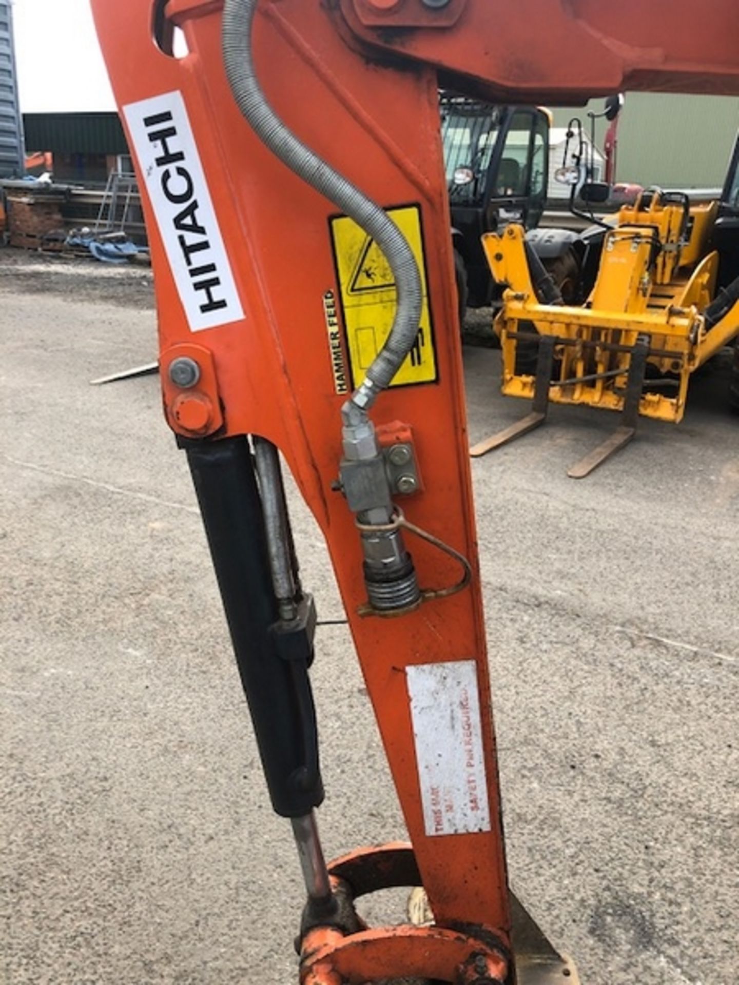 2017 HITACHI ZX19U-5A MINI DIGGER, PIPED, Q/H BLADE, OFFSET BOOM, RUBBER TRACKS, SN: - Image 6 of 11