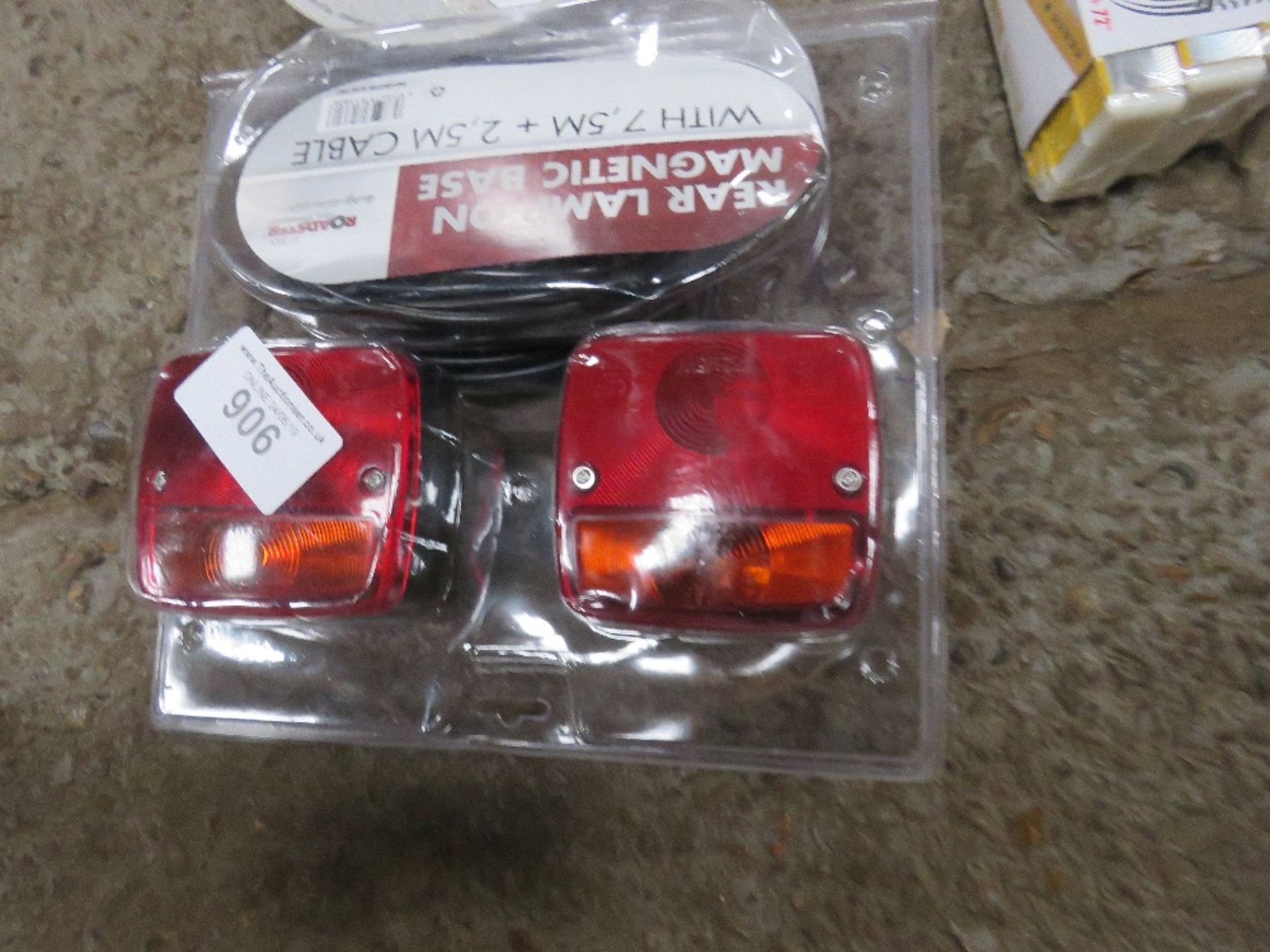 SET OF MAGNETIC TRAILER LIGHTS