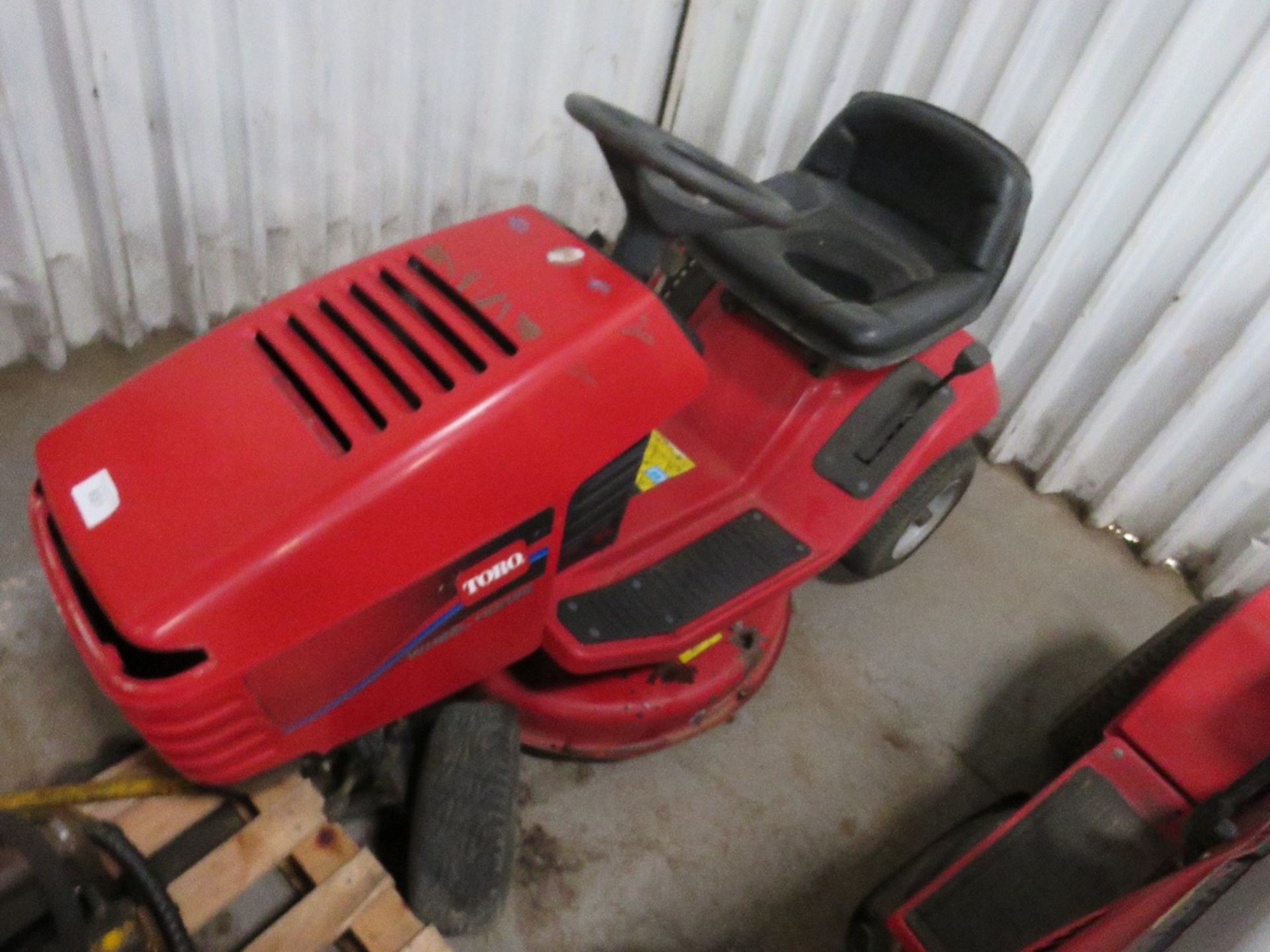 TORO WHEELHORSE RIDE ON MOWER C/W RECYCLER DECK