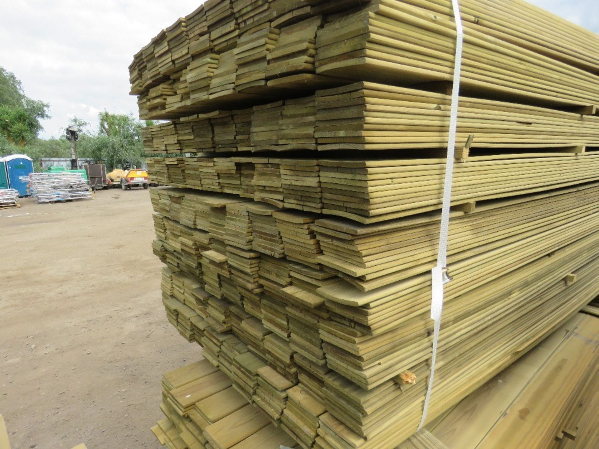 2 X LARGE PACKS OF 1.75M LENGTH MACHINED TIMBER CLADDING SLATS - Image 2 of 4