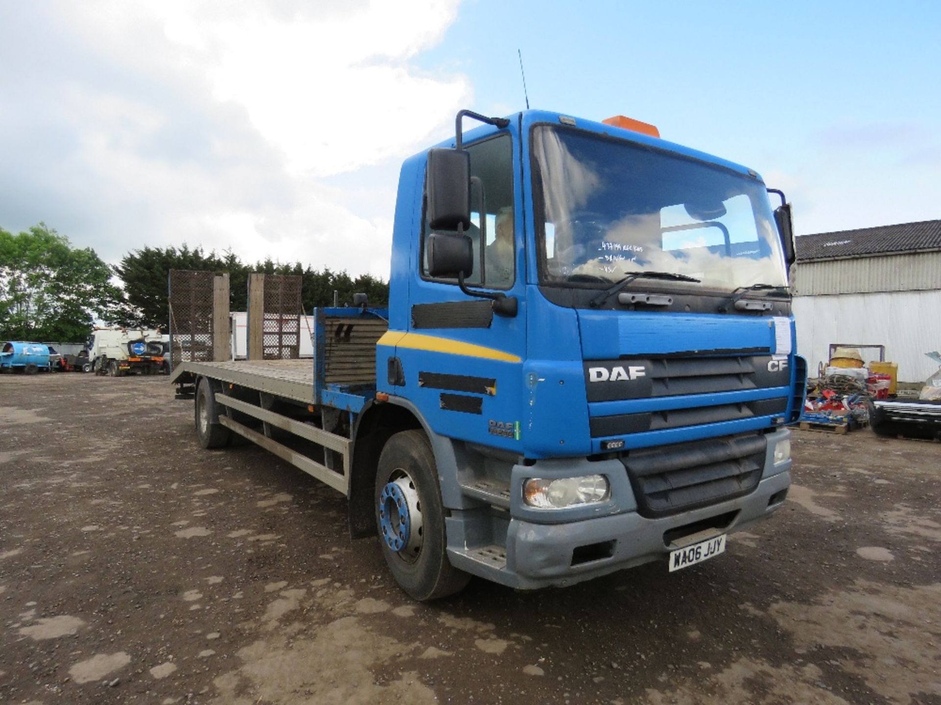 DAF CF 65.250 4x2 BEAVERTAIL PLANT LORRY REG:WA06 JJY, WITH V5 WHEN TESTED WAS SEEN TO DRIVE,