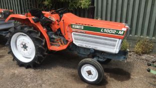 KUBOTA 18HP 2WD COMPACT TRACTOR C/W REAR LINKAGE. WHEN TESTED WAS SEEN TO DRIVE, STEER AND BRAKE