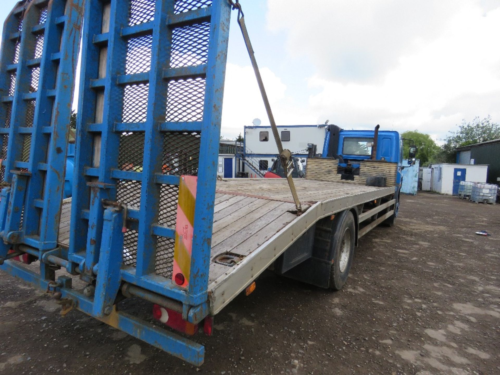 DAF CF 65.250 4x2 BEAVERTAIL PLANT LORRY REG:WA06 JJY, WITH V5 WHEN TESTED WAS SEEN TO DRIVE, - Image 9 of 15