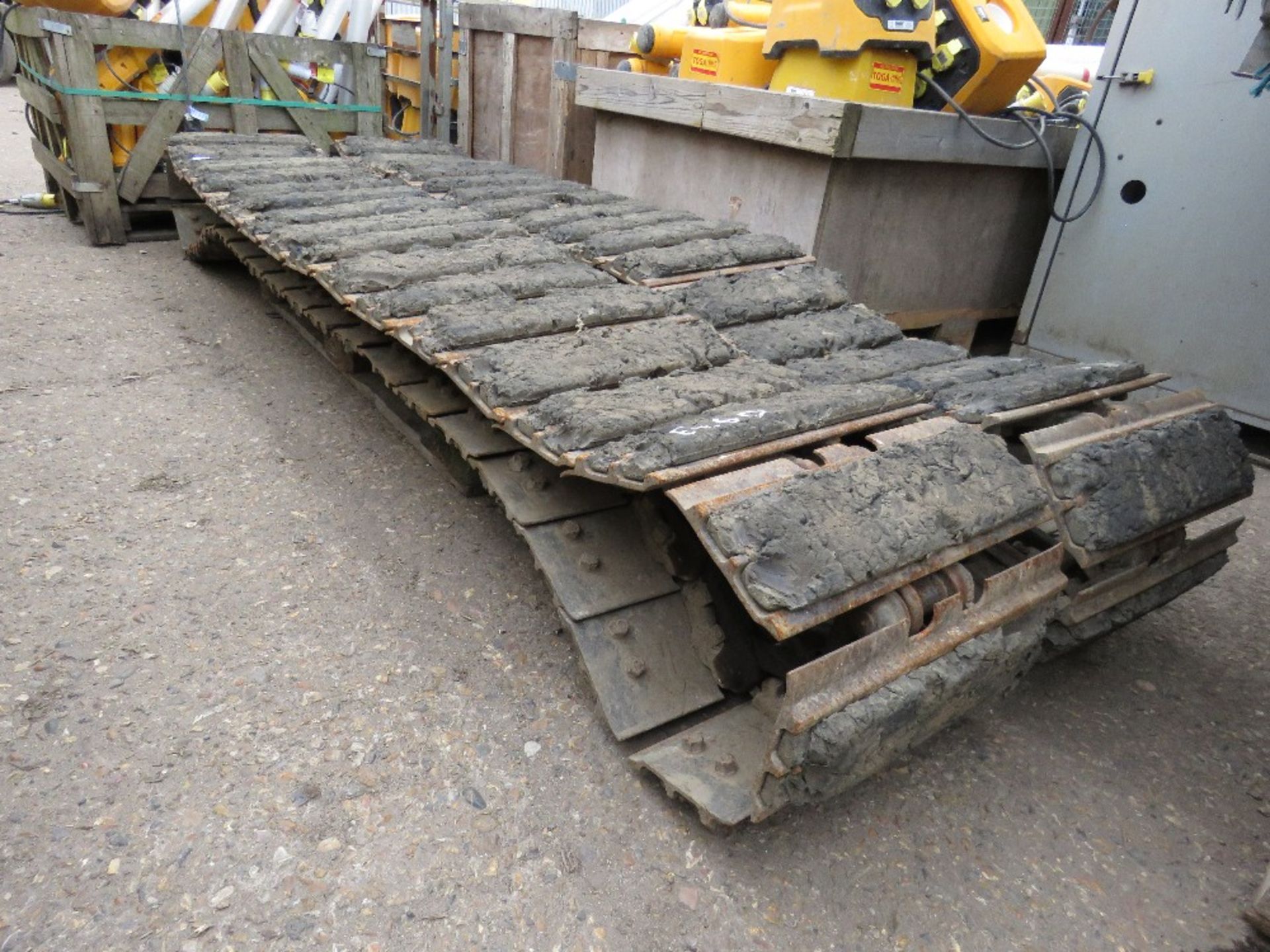 PAIR OF HITACHI 6 TONNE EXCAVATOR STEEL TRACKS C/W BLOCK PADS...REMOVED TO REPLACE WITH RUBBER - Image 2 of 3