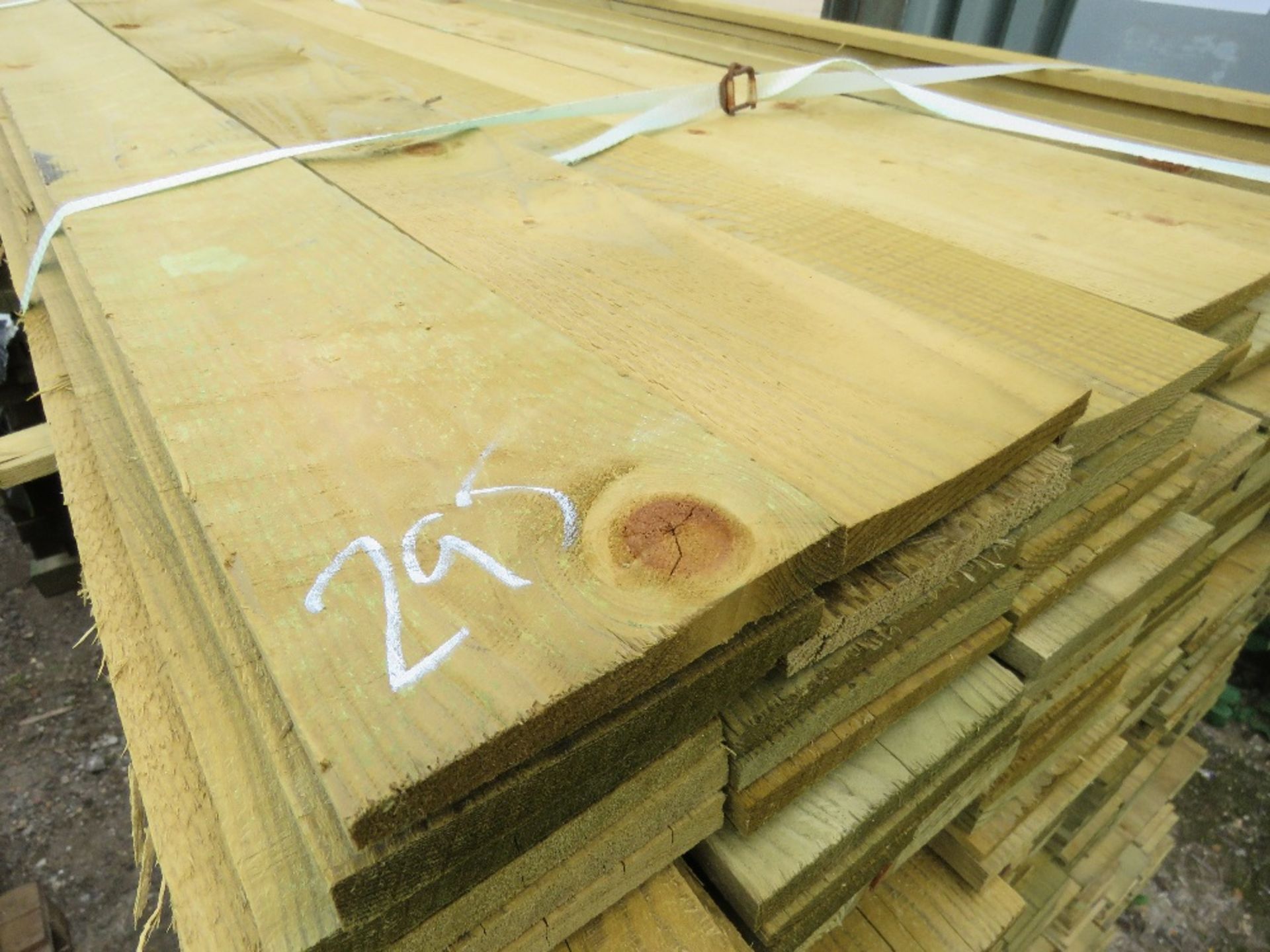 2 LARGE PACKS OF FEATHER EDGE TIMBER CLADDING 1.5Mx10CM - Image 4 of 4