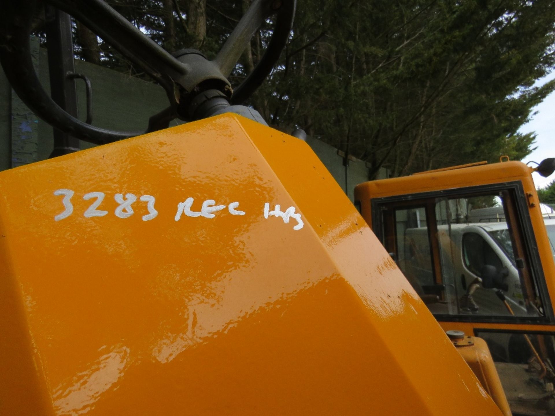 THWAITES 9 TONNE DUMPER, YEAR 2007, 3283 REC HRS, SN:SLCM90ZZ703B2303, REPAINTED AND NEW - Image 5 of 9