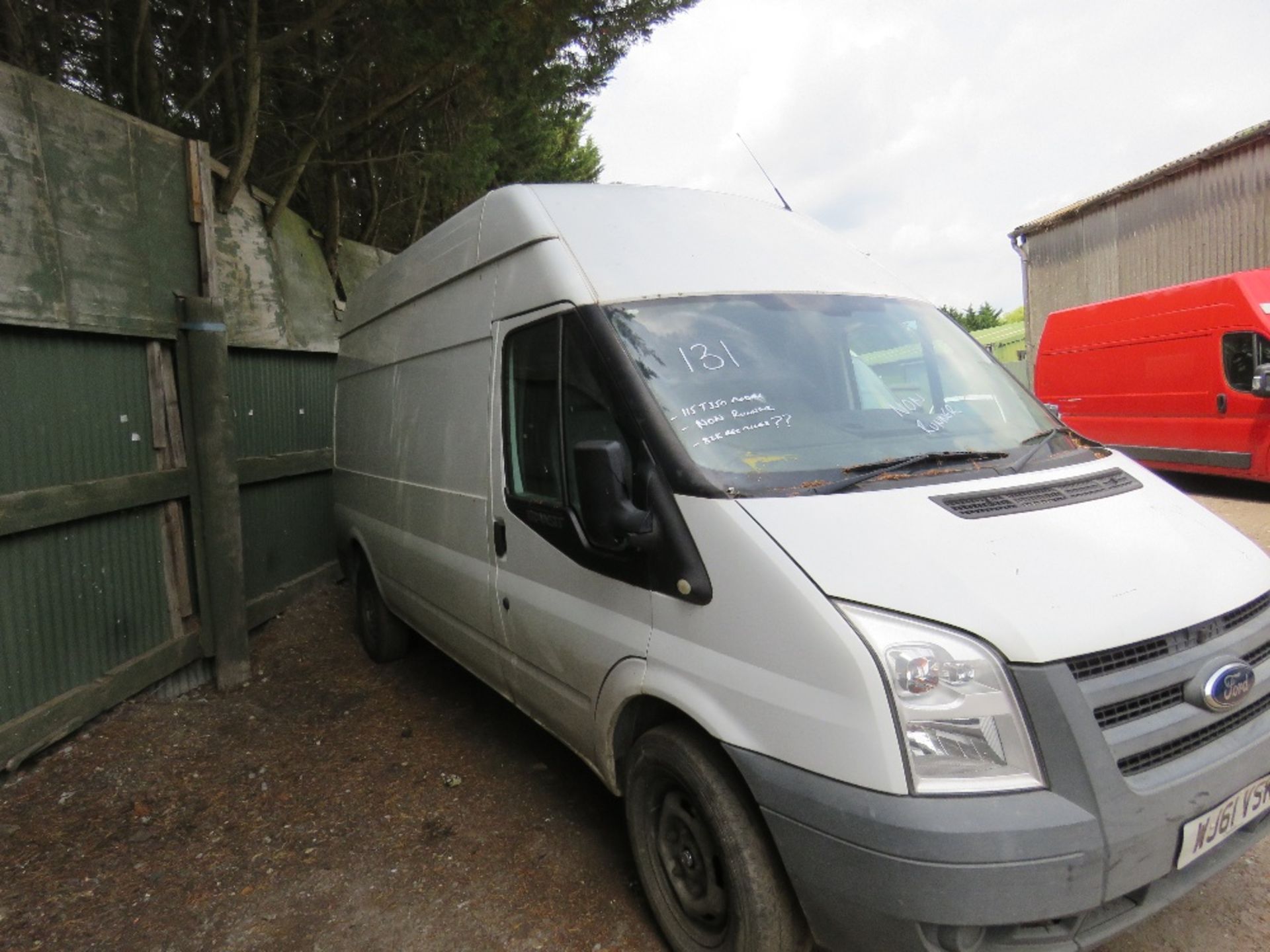 FORD TRANSIT 115 T350 HIGHTOP PANNEL VAN REG: WJ61 VSK, NON RUNNER SOLD AS SPARES OR REPAIR - Image 2 of 8