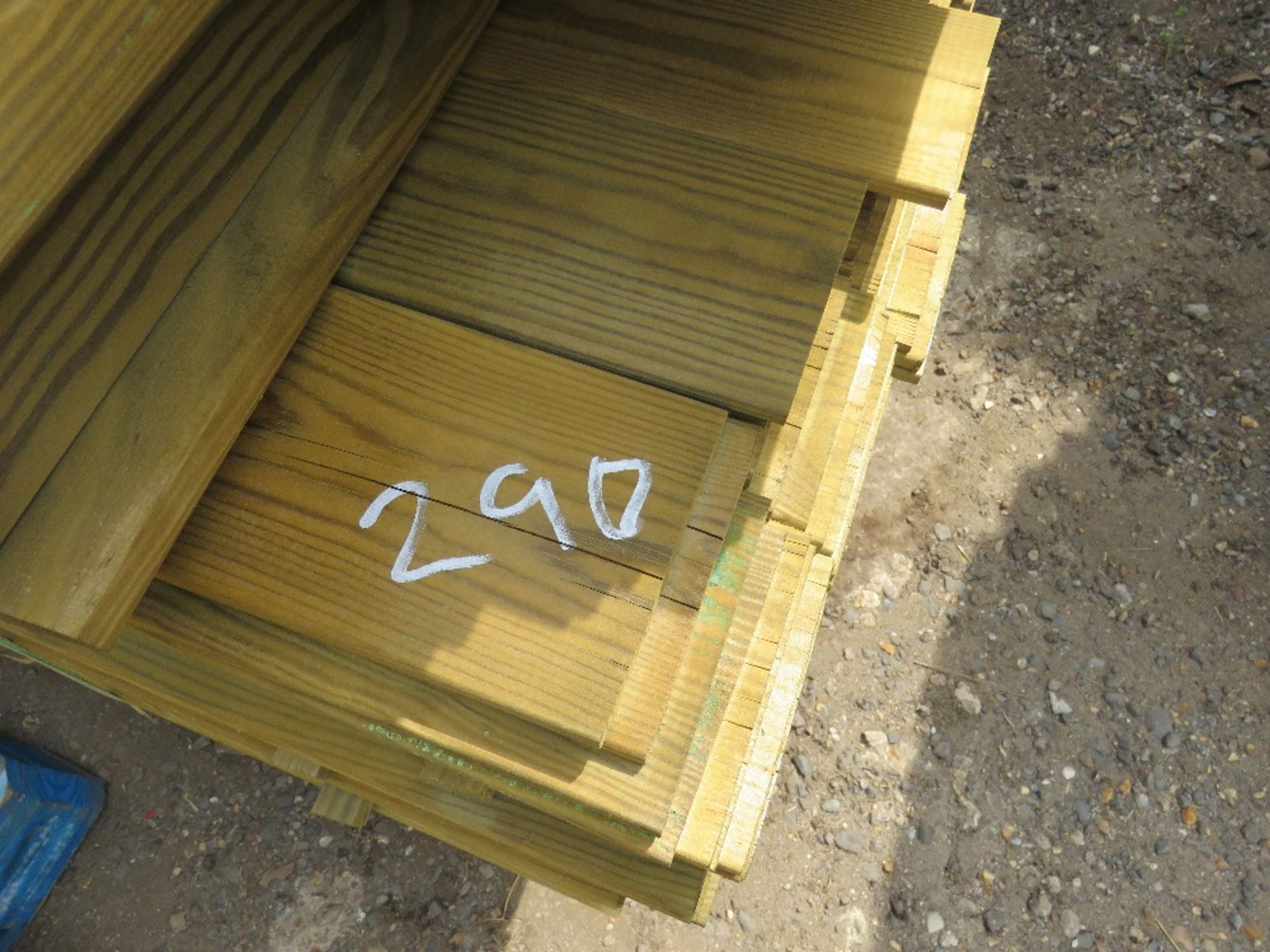 2 PACKS OF MACHINED FENCING CLADDING, 10CM WIDE, 1.75M LENGTH APPROX - Image 4 of 4