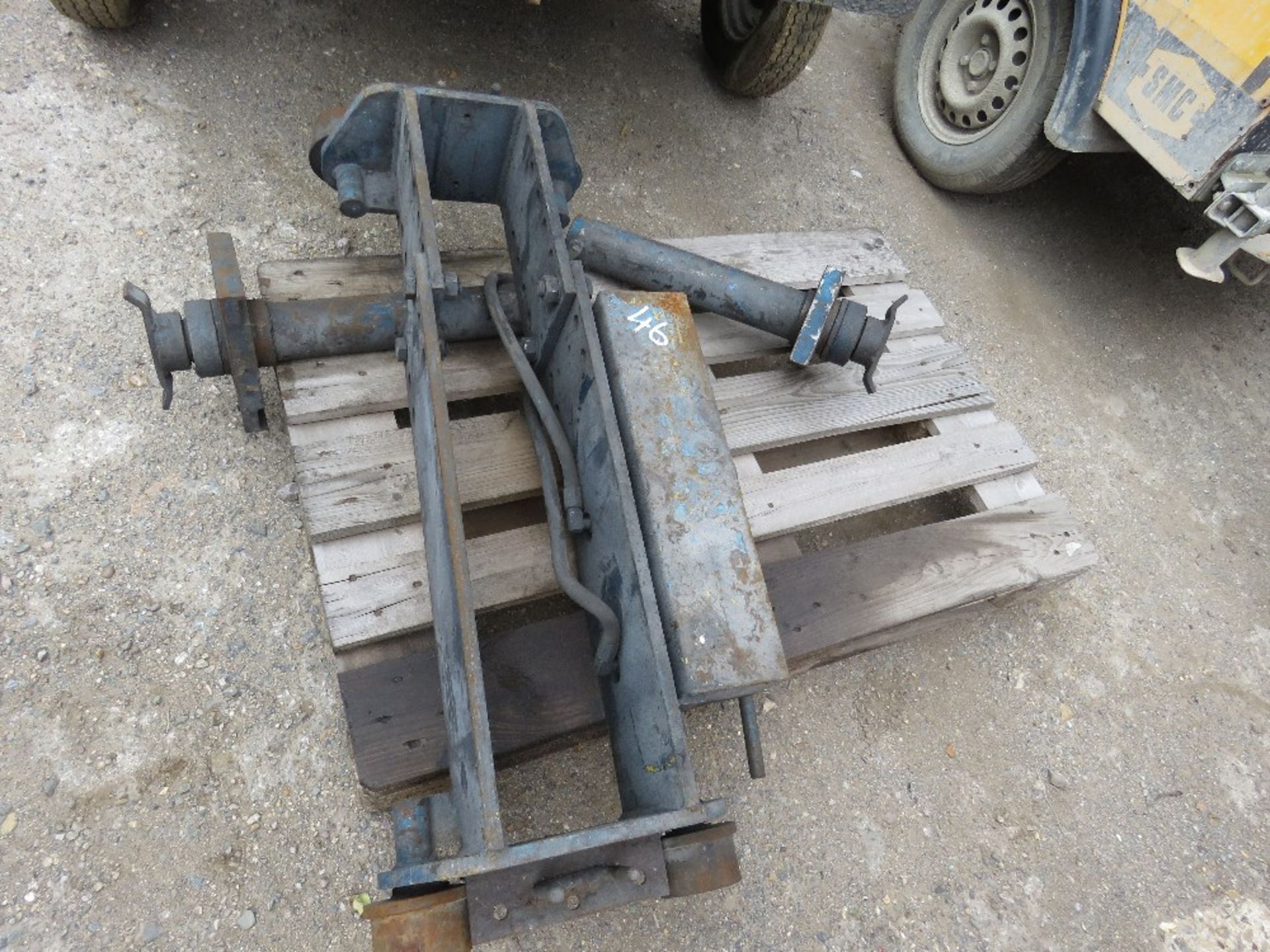HEAVY DUTY COMMERCIAL PIT JACK TO SUIT 1M WIDE PIT APPROX - Image 2 of 2