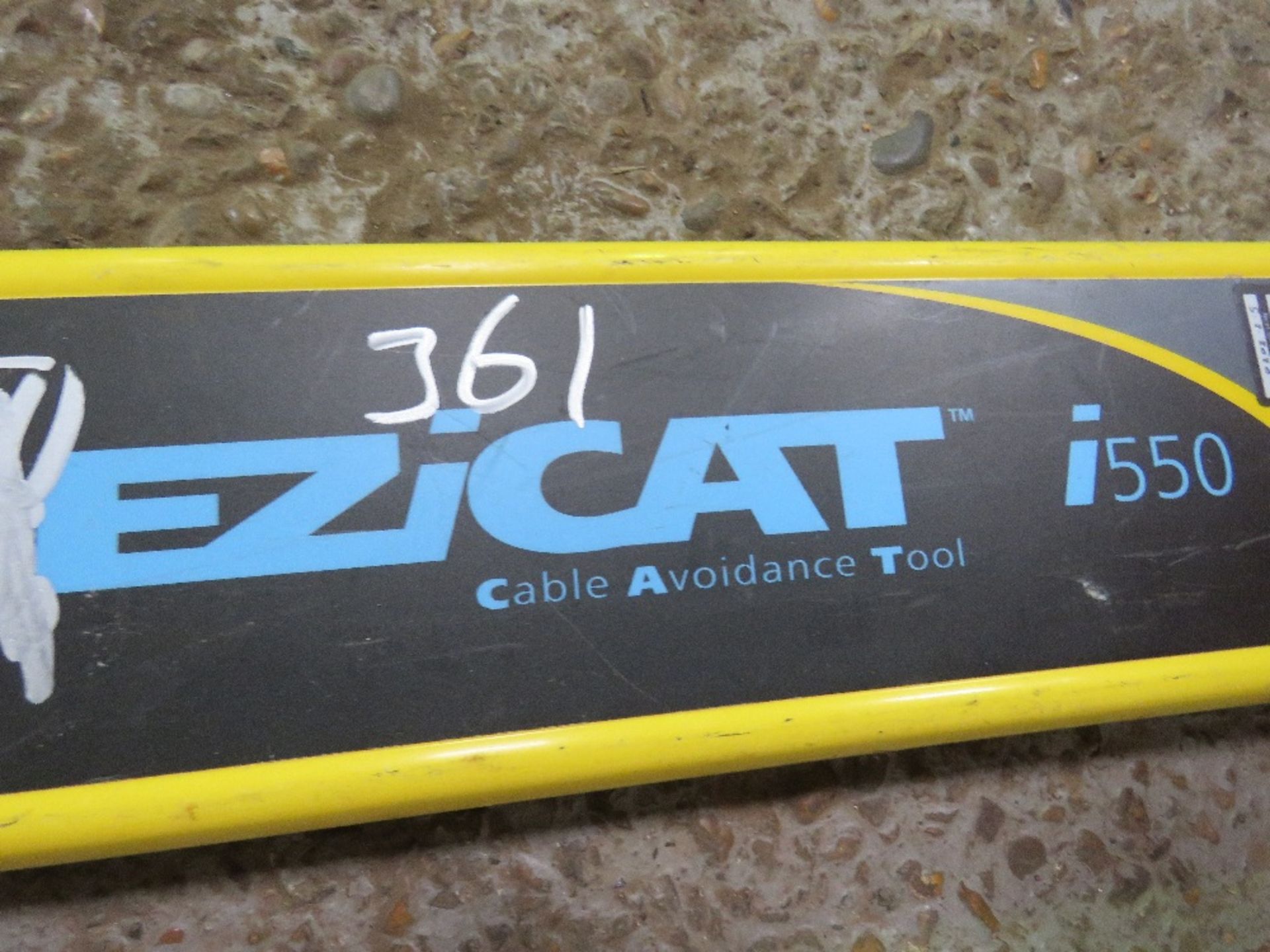 EZICAT I550 CABLE DETECTOR AND EZITEX SIGNAL EMMITER - Image 2 of 4