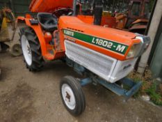 KUBOTA 18HP 2WD COMPACT TRACTOR C/W REAR LINKAGE. WHEN TESTED WAS SEEN TO DRIVE, STEER AND BRAKE