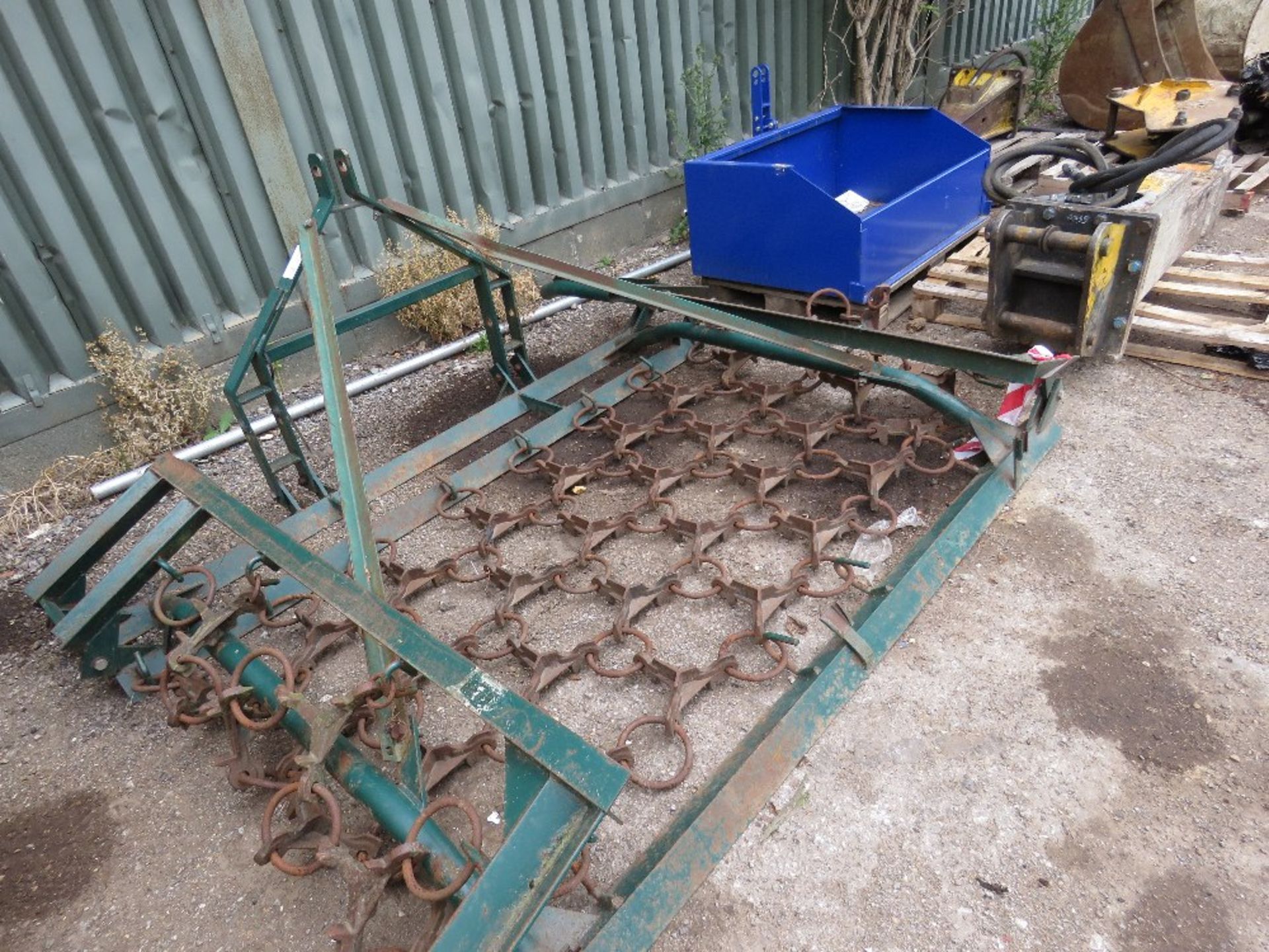 Tractor mounted folding grass harrows - Image 3 of 3