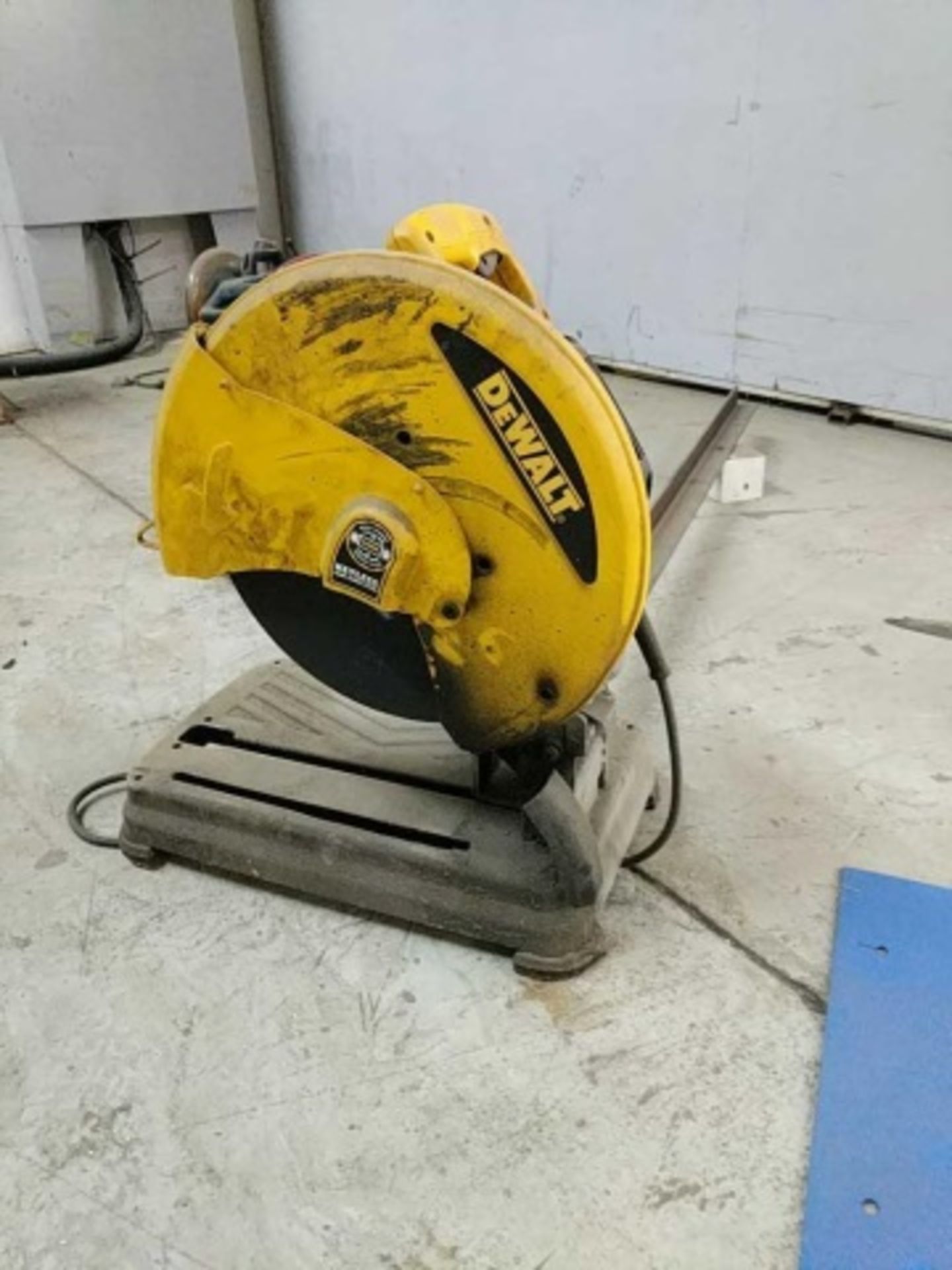 Dewalt D28715, 14" Chop Saw - Image 2 of 3