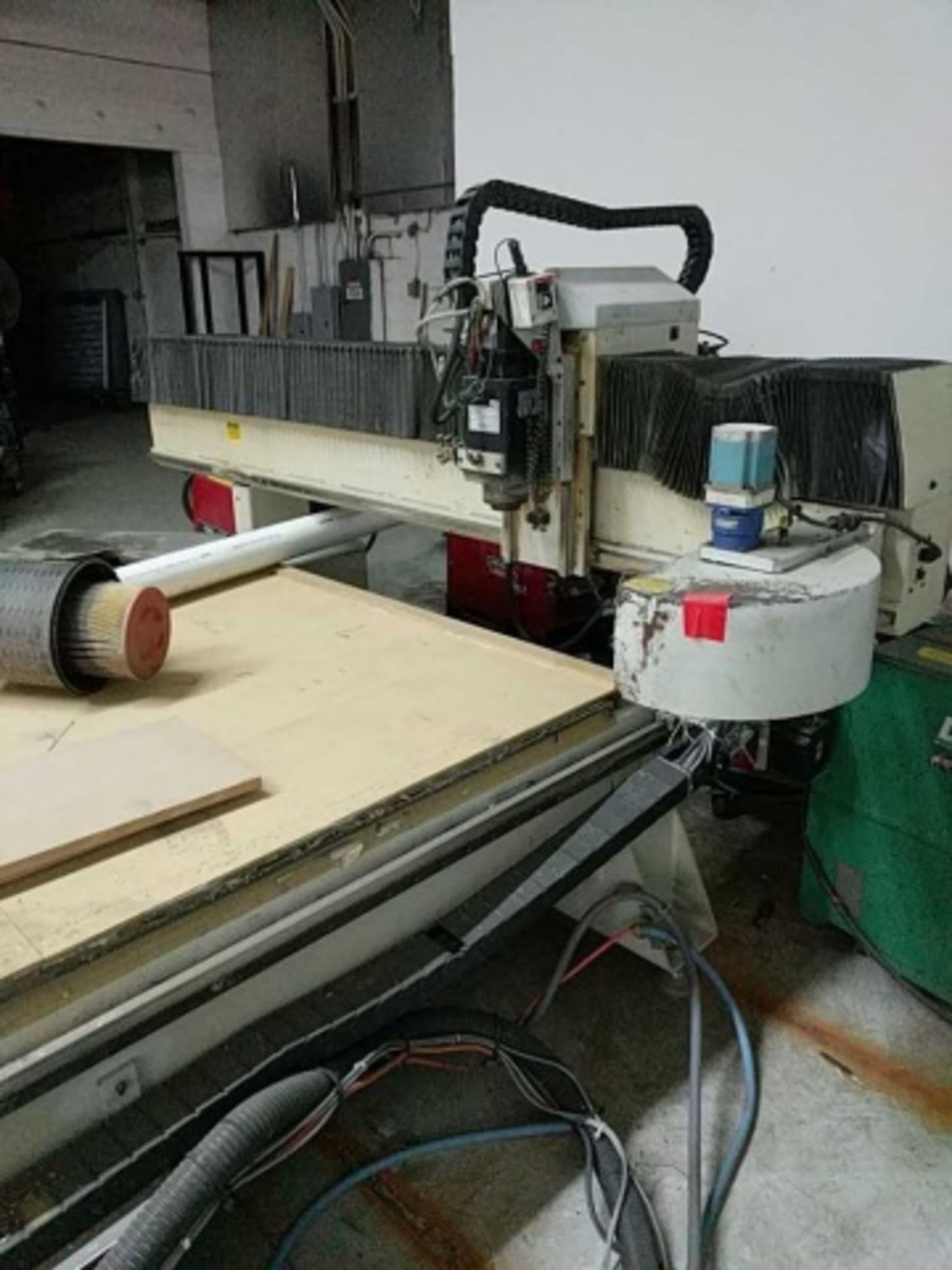 Multicam CNC Router - Image 3 of 5