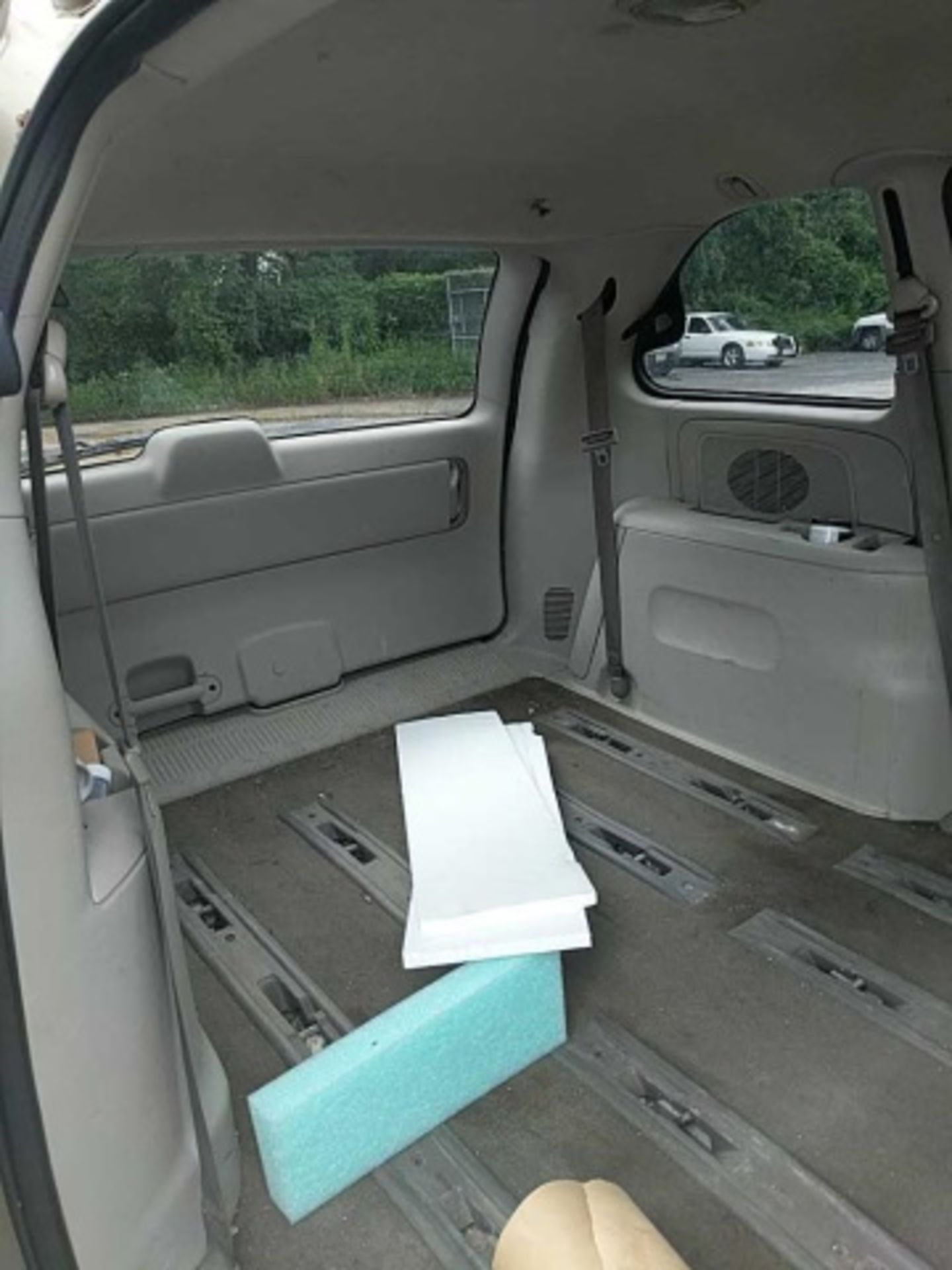 2006 Chrysler Town & Country Minivan - Image 12 of 12