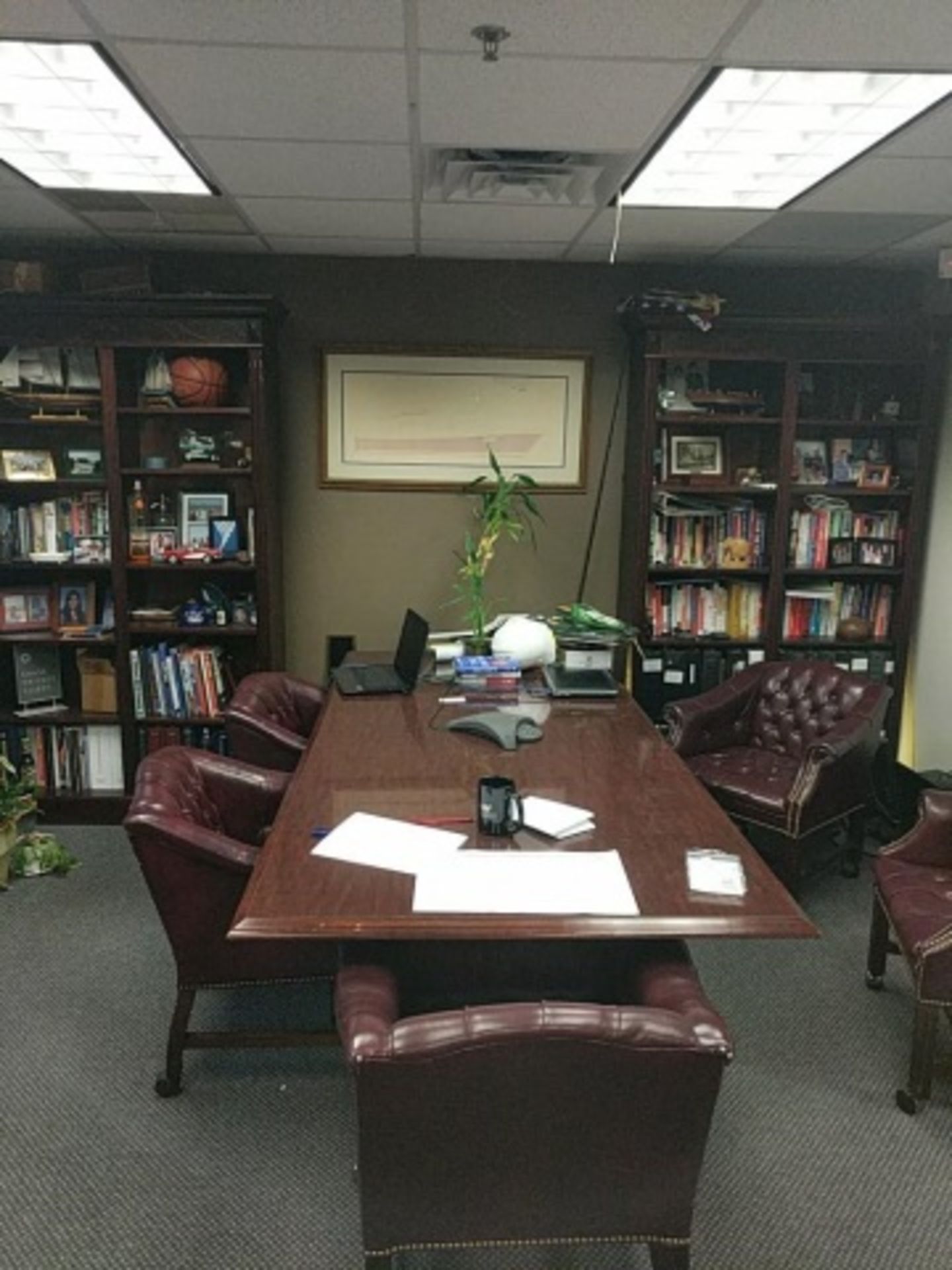 Executive Office - Image 3 of 3