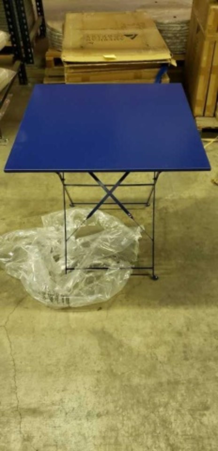 Jardin 28" Square Folding Table - Blue. ElectroZinc treated steel, powder coated. Dimensions: 28" - Image 2 of 6