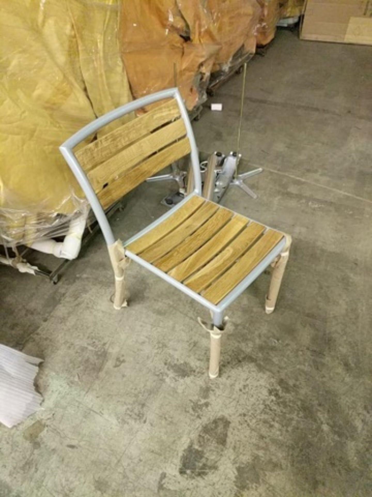 Teak & Aluminum Side Chair. Powder coated heavy weight aluminum frame with genuine teak wood - Image 4 of 5