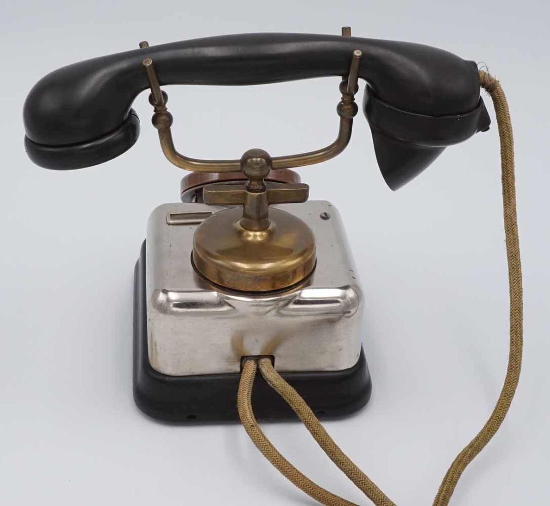 KTAS dänisches Telefon mit Wählscheibe, um 1930Korpus aus Metall, dänische Buchstaben auf der - Bild 4 aus 4