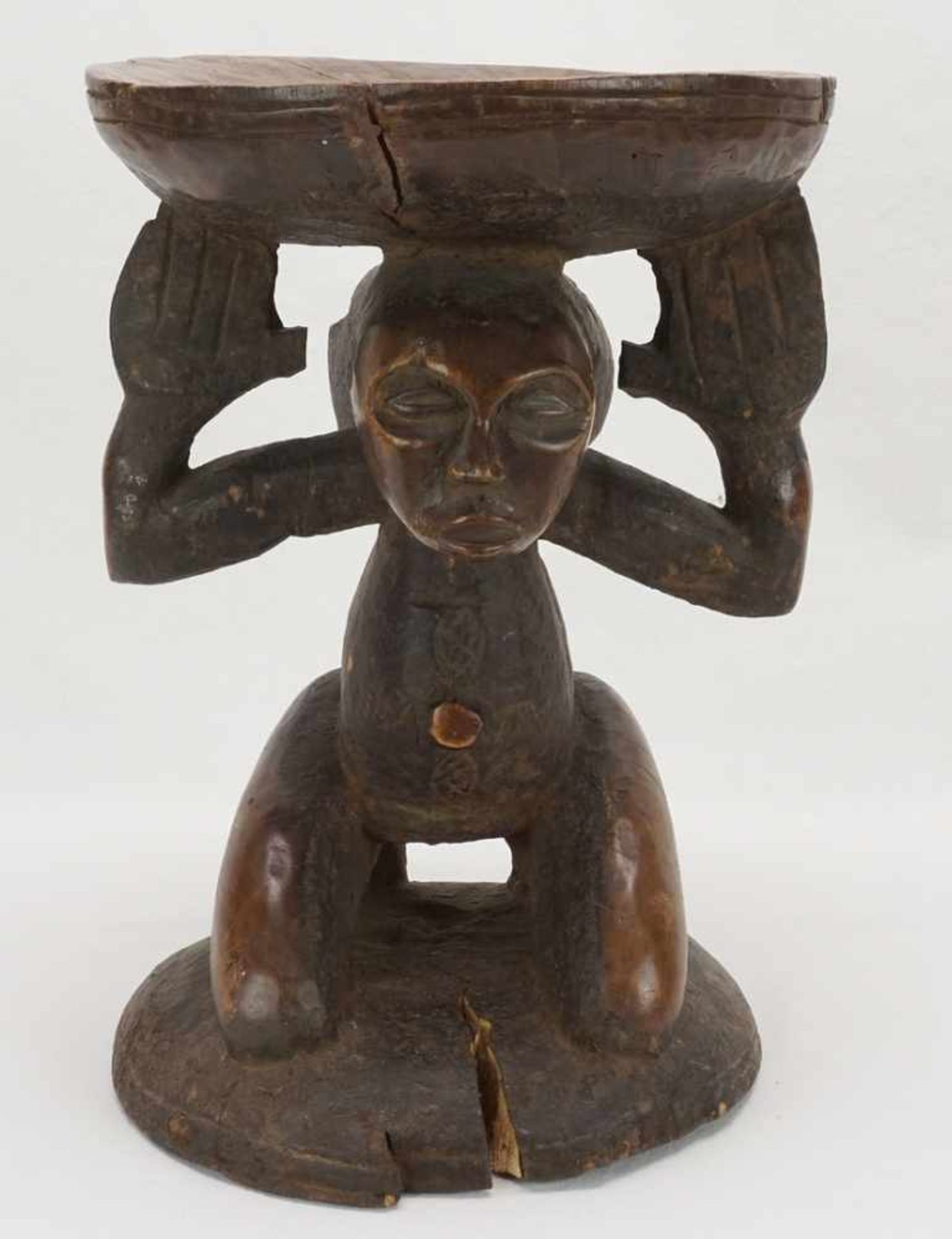 Karyatiden Hocker der Luba, DR Kongo, 1. Hälfte 20. Jh.Hartholz, schwerer Hocker mit weiblicher