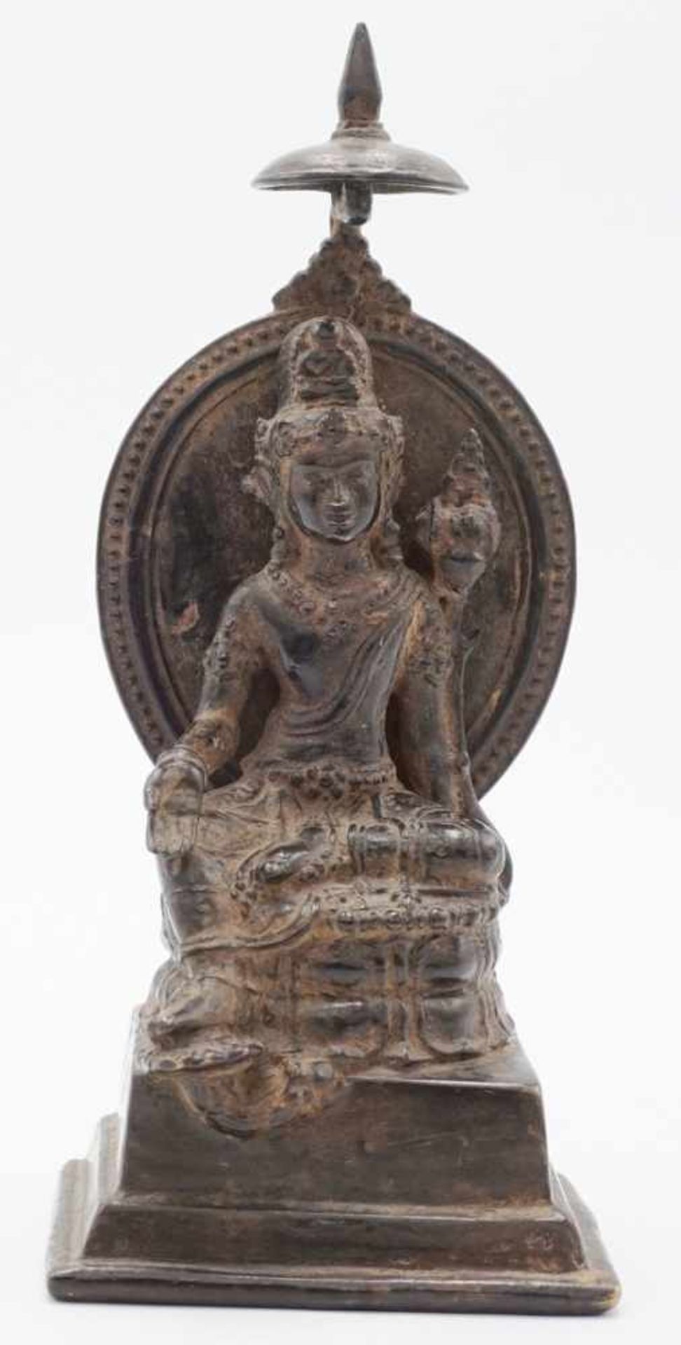 Bodhisattva Padmapani, Tibet, 19. Jh.Bronze, Bodhiattva sitzend auf dem Lotusthron und -sockel,