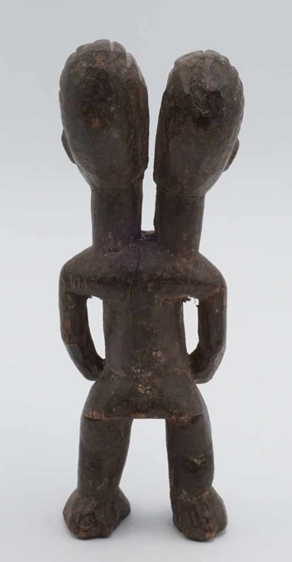 Zweiköpfige Figur, Burkina Faso, 1. Hälfte 20. Jh.Hartholz, Stammeskunst der Lobi, weiblicher Körper - Image 2 of 4