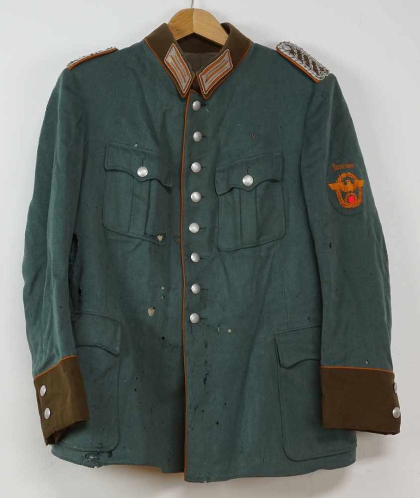 Viertaschenrock für Meister der Gendarmeriesogenanntes III. Reich, Gabardine, Ärmelabzeichen