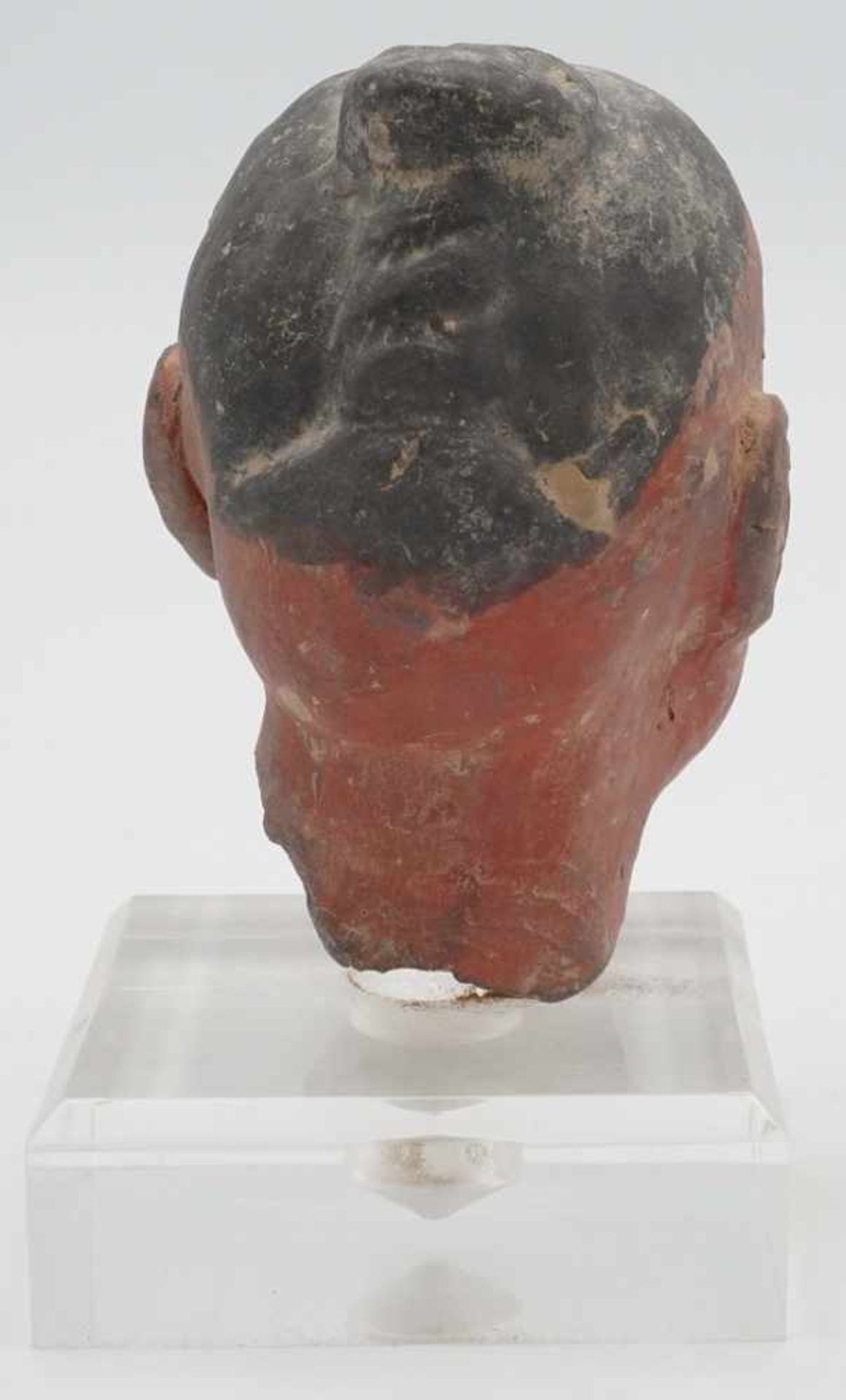 Kopf einer Grabfigur, China, Han-Dynastie (2. Jh. v. Chr.)Terrakotta, grauer Tonkopf mit Resten - Bild 3 aus 4