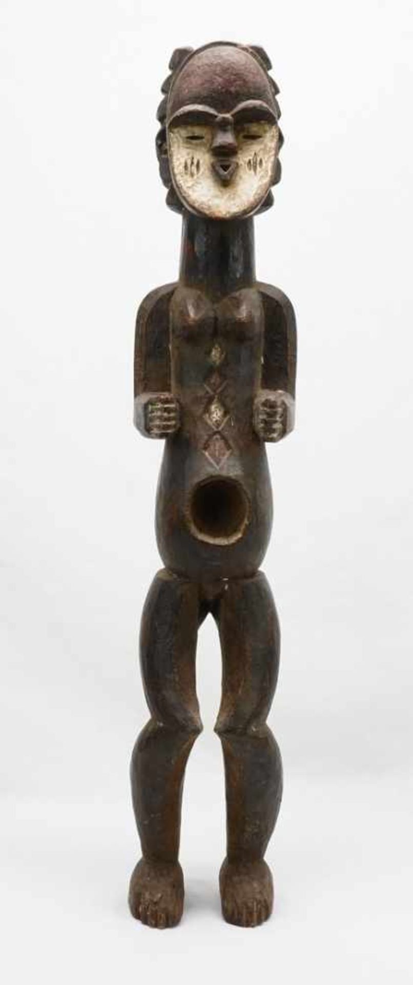 Tsogo (Mitsogho) Figur, Gabun, 20. Jh.Holz, stehende, weibliche Figur, angewinkelte Arme und - Image 2 of 5