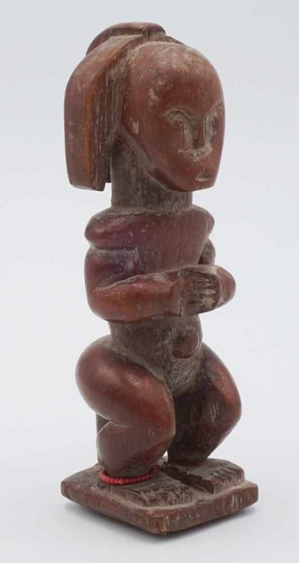 Reliquiar Figur der Fang, GabunHolz, vollplastische, auf Pflock sitzende, männliche Darstellung