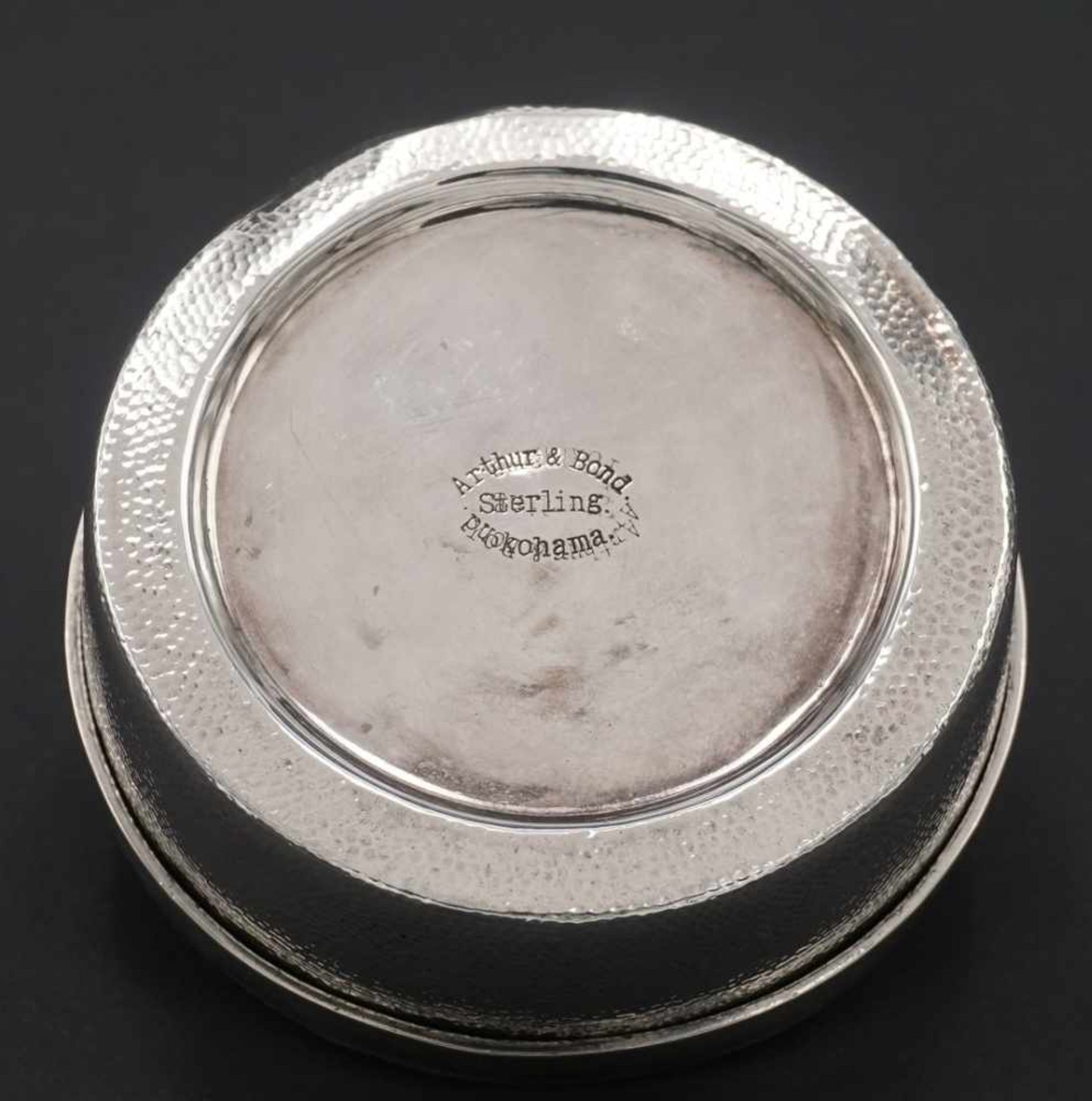 Durchbruchschale und Jugendstil-Dose1) Jugendstil-Deckeldose, um 1900, 925/- Silber, im Boden Arthur - Image 4 of 7