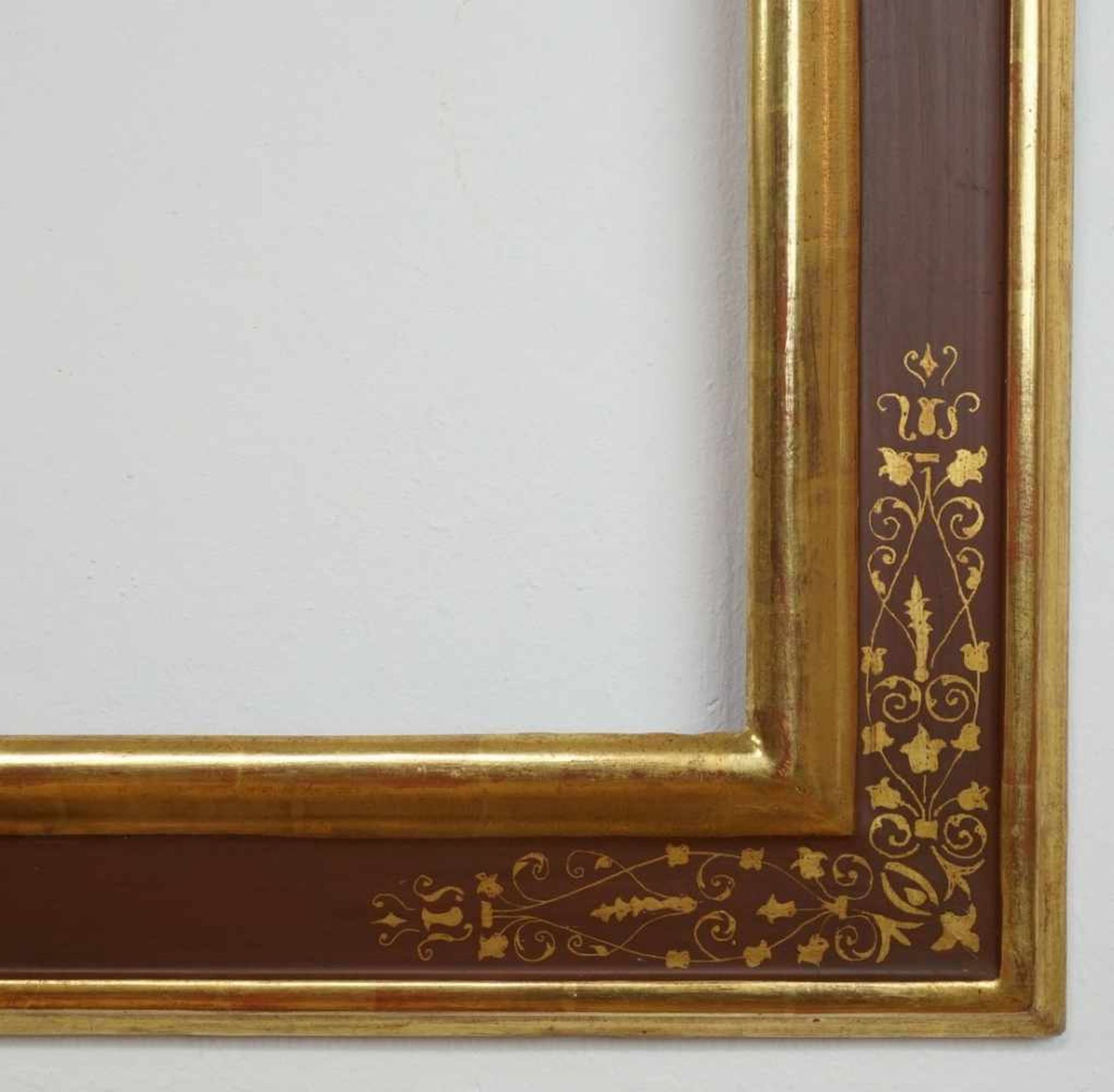 Drei Prunkrahmenaltersgemäß guter Zustand, dunkler Altgoldrahmen, Innenmaß 58 x 47 cm, - Bild 4 aus 4