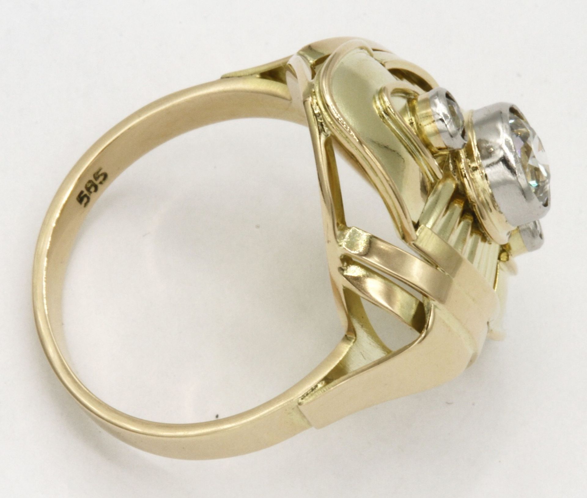 Opulenter Ring mit Altschliff-Diamantenum 1930, 585/- Gelbgold, ca. 0,6 ct Diamant (TW/P) im - Image 4 of 4