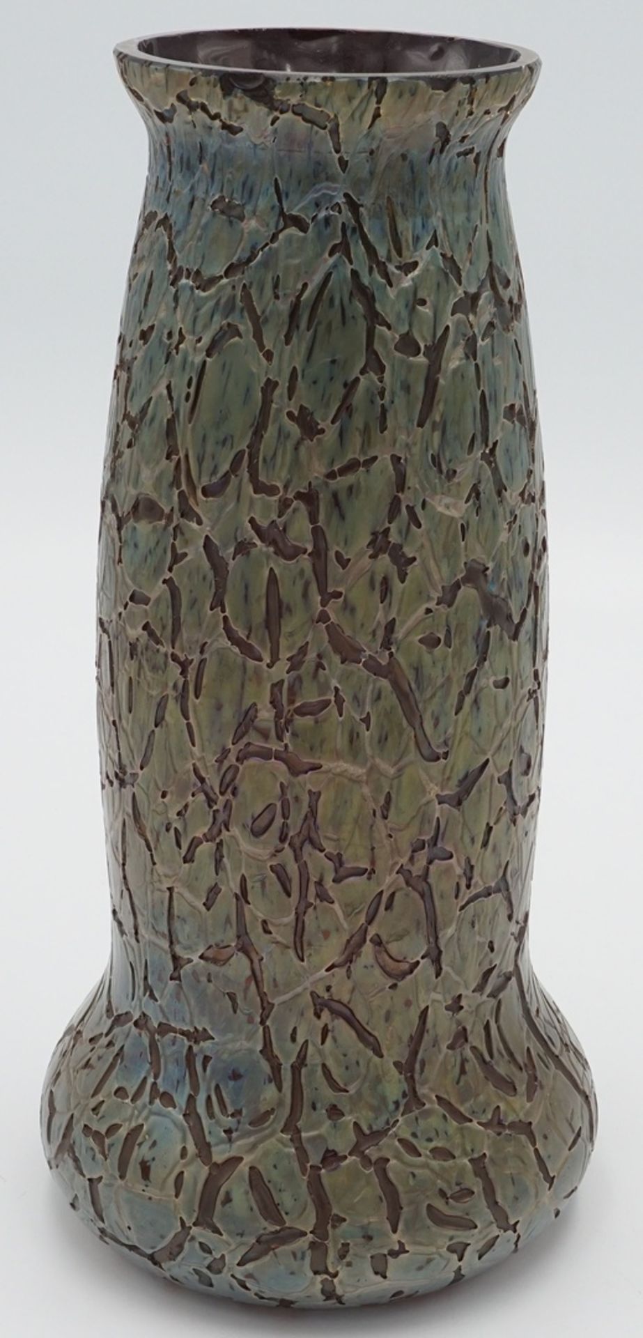 Josef Rindskopf's Söhne Vase, um 1900Teplitz-Schönau (Böhmen), Vase, auf rubinrotem Unterfang, - Bild 2 aus 3