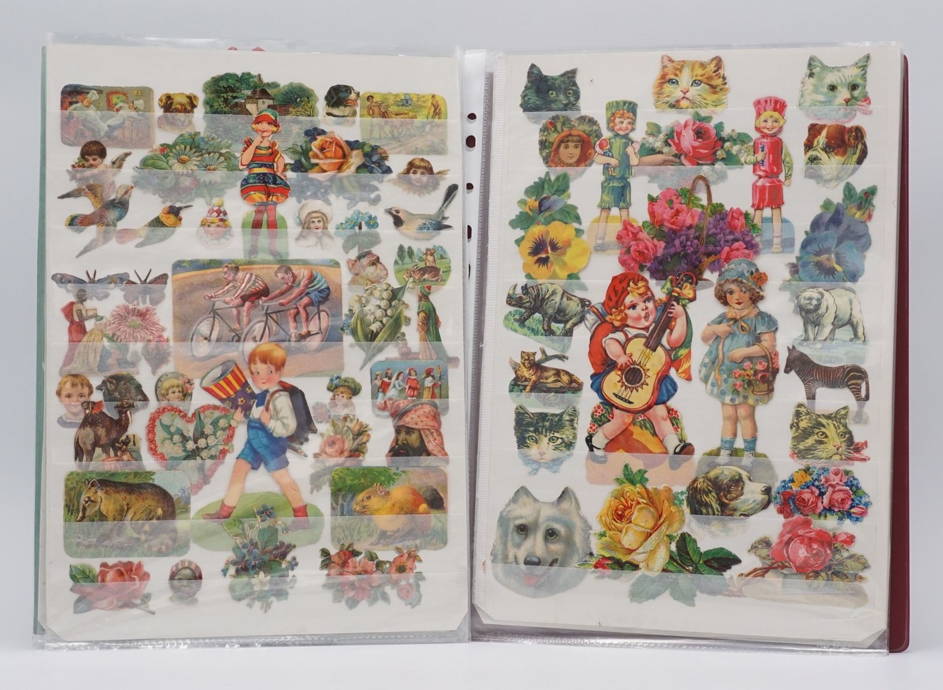 Ca. 230 Stammbuchbilderum 1900-1930, unter anderem Kinder, Blumen und Tiere, auf