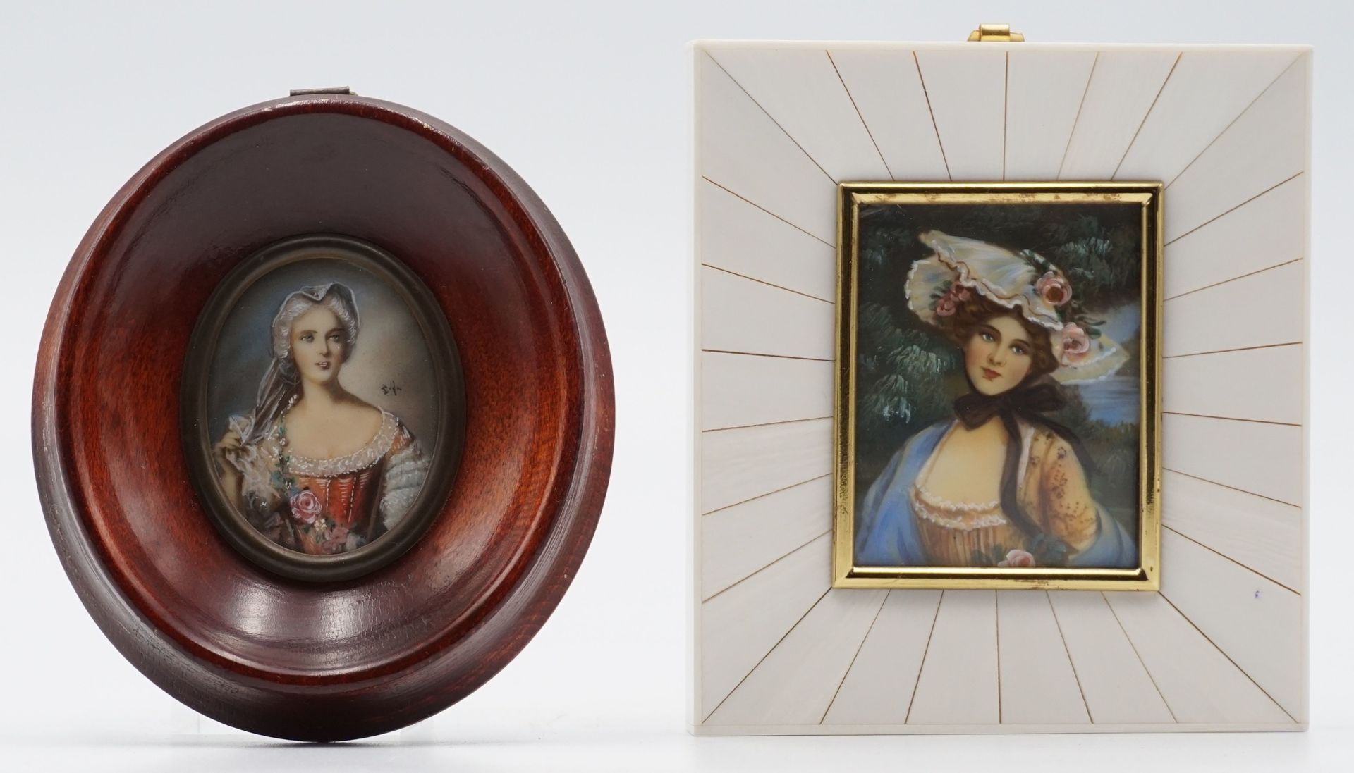 Zwei Rokoko Elfenbeinminiatur-PorträtsGouache, 20. Jh., guter Zustand 1) ovales Damen Portrait,