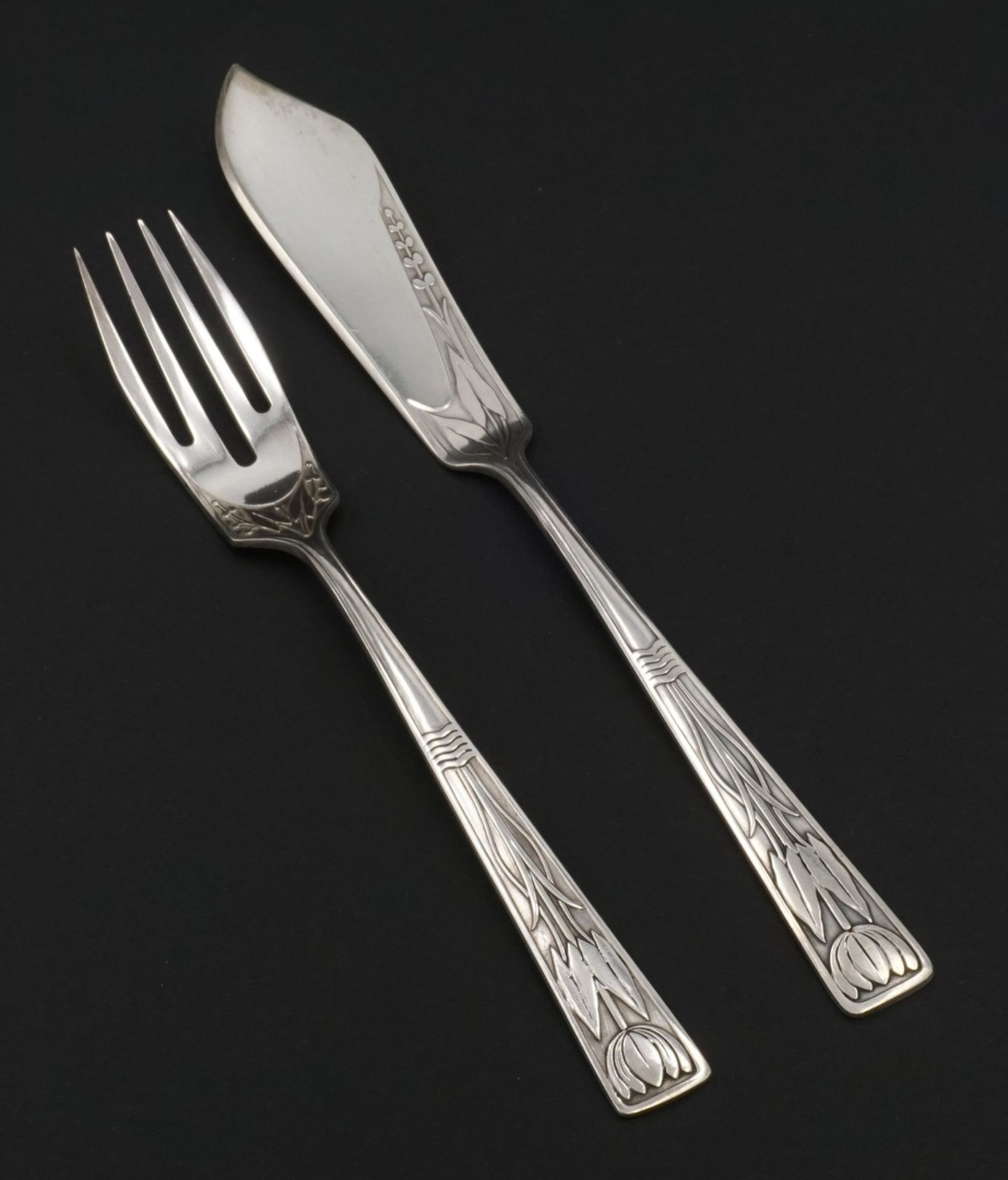 Wilkens & Söhne Fischbesteck für 12 Personen, Jugendstil800/- Silber, Halbmond und Krone, "800", - Bild 4 aus 4