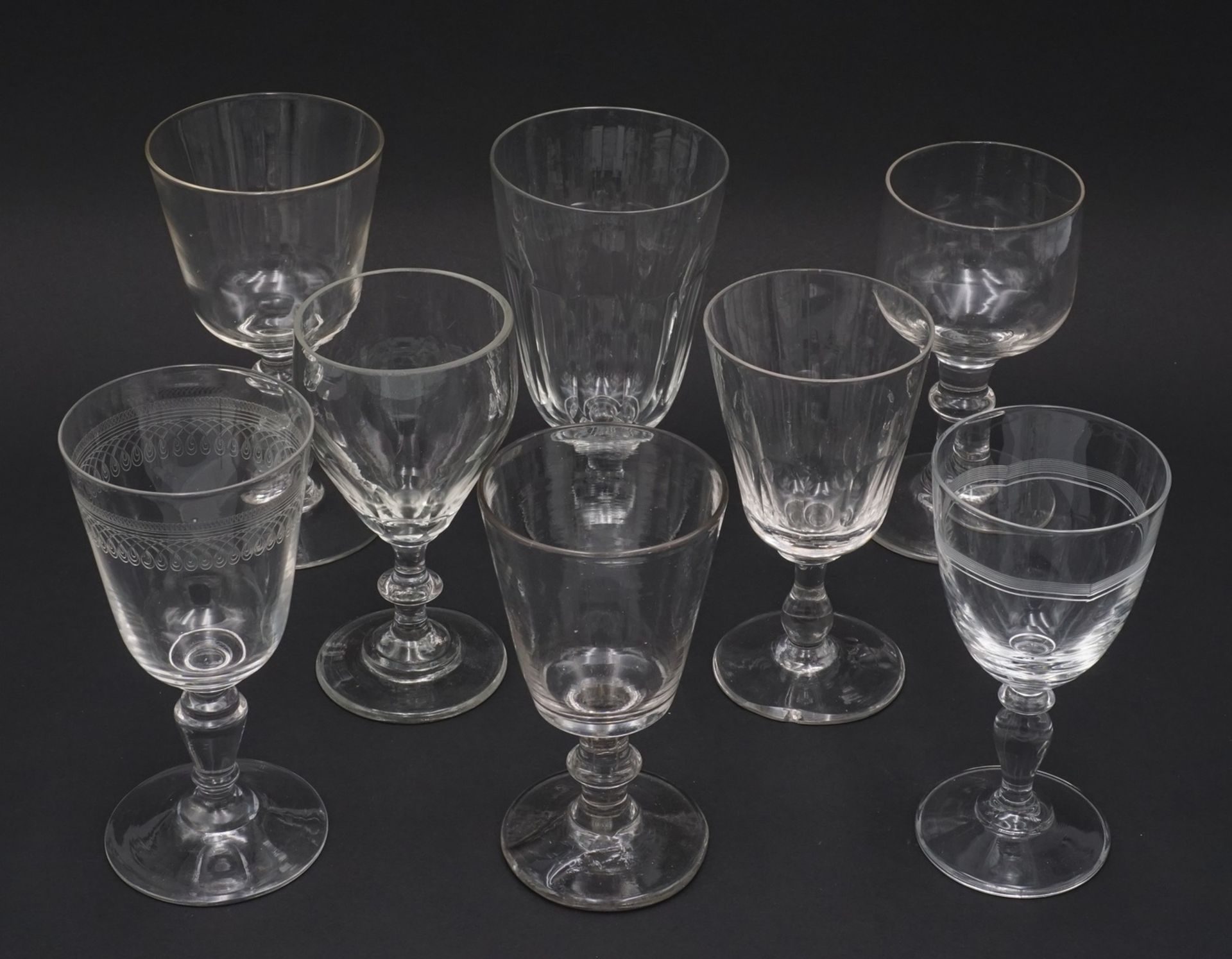 15 Weingläser, um 1900Glas, Kuppa teilweise verschliffen, guter Zustand, H. ca. 12 cmBitte - Bild 2 aus 3