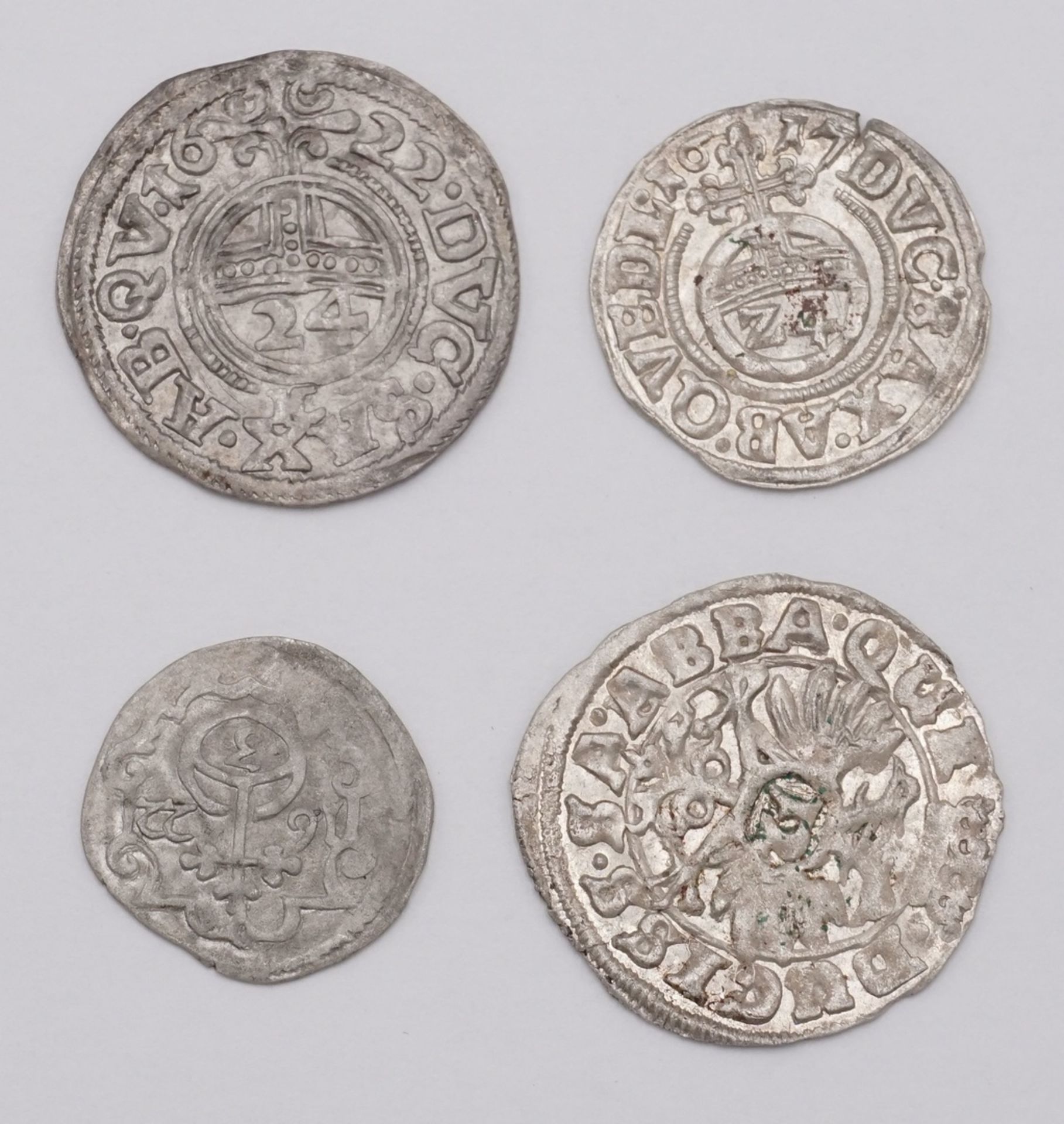 Vier Bruchtaler aus Kipper Zeit, QuedlinburgSilber, 1) 1/24 Taler, 1617, Abtei Dorothea, 2) 1/24