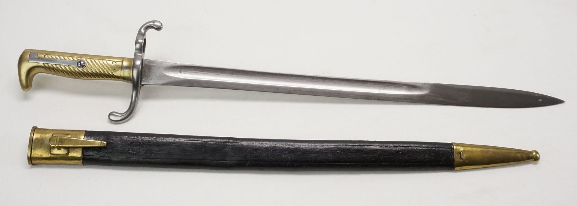 Preußisches Bajonett M71, 1875ohne Hersteller, Eisen und Messing, blanke Klinge mit