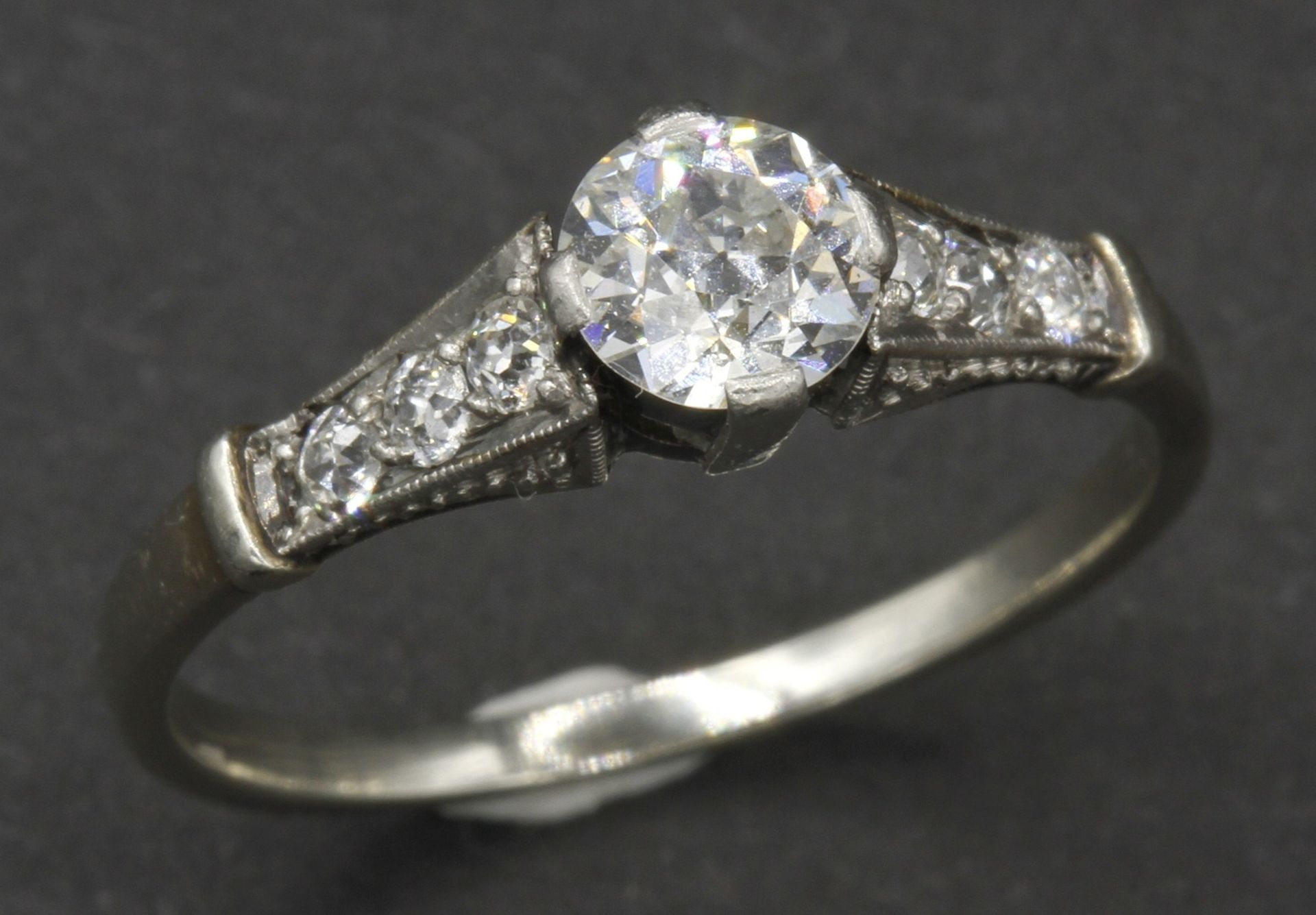 Art déco Diamant-Ring in Weißgold585/- Weißgold, 0,65 ct Diamant (TW/P1) im Altschliff,