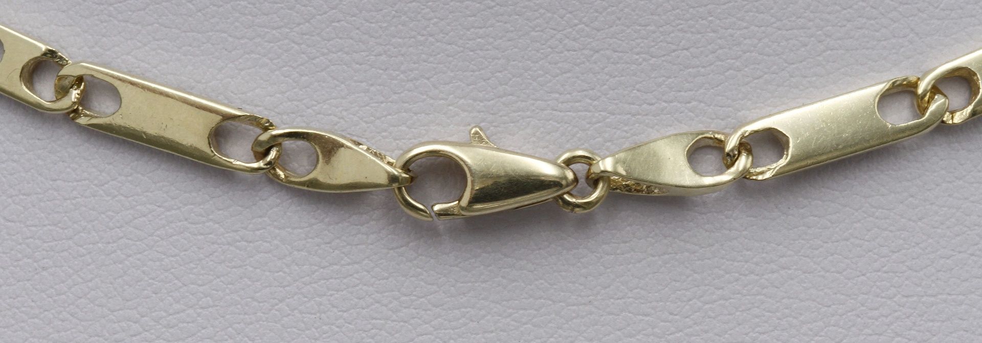 Collier und Armband mit Brillantbesatz585/- Gelbgold, Steine in Weißgoldgliedern mit Zargen gefasst, - Bild 3 aus 6