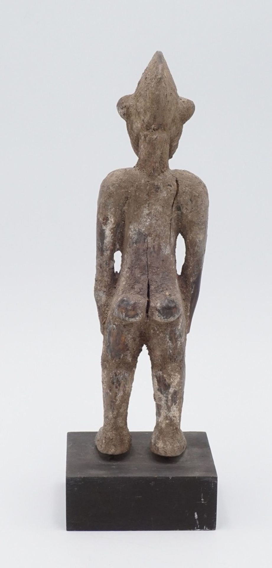 Weibliche Ahnenfigur der Senufo, Elfenbeinküste, 20. Jh.Holz mit schöner Opferpatina, stehende Figur - Image 4 of 4