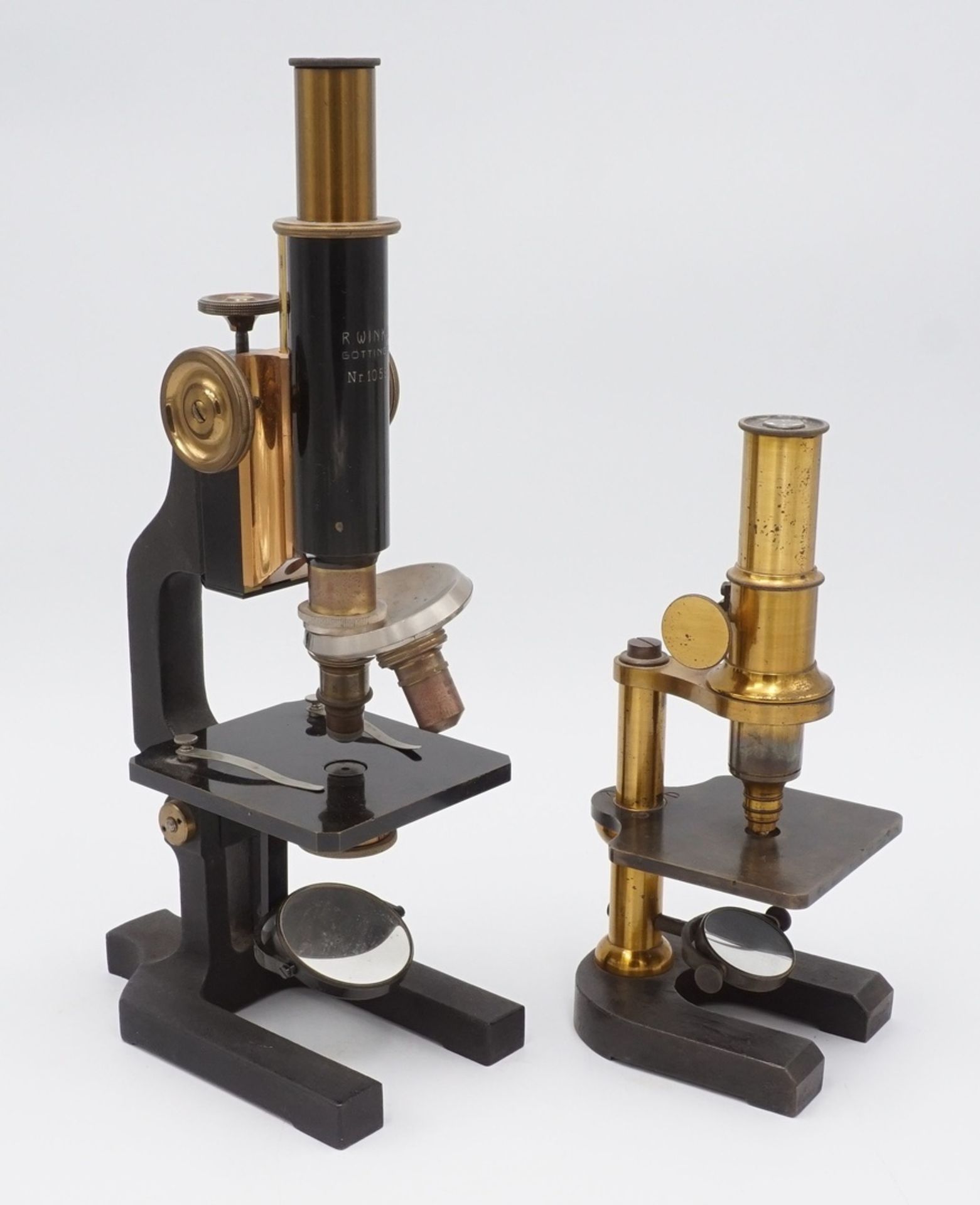 Zwei Spiegelmikroskope 1. Hälfte 19. Jh.1) R. Winkel Göttingen Kosmos Mikroskop Nr. 10591, 1. Hälfte