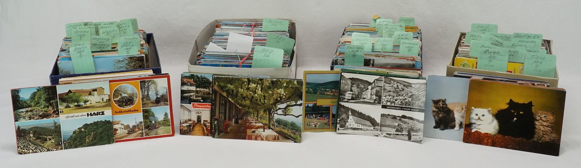 Große Ansichtskarten-Sammlung (2716 Postkarten)nach 1945 bis ca. 1980, davon 1791 Stück DDR, 701