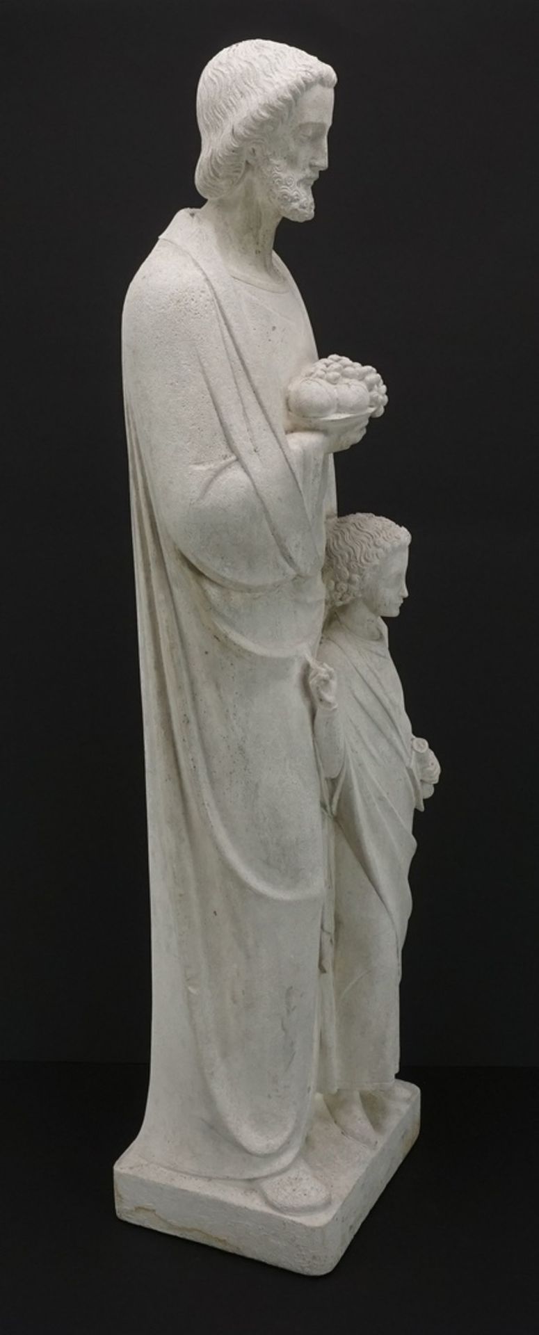 "Josef mit Jesuskind"wohl Gasbeton, 2. Hälfte 20. Jh., rückseitig im Sockel monogrammiert mit "MTL", - Bild 4 aus 5